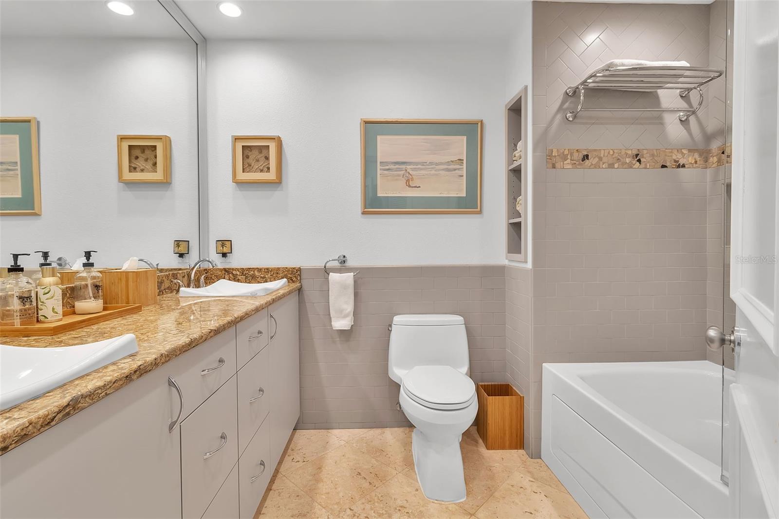 1701 GULF OF MEXICO DR #109