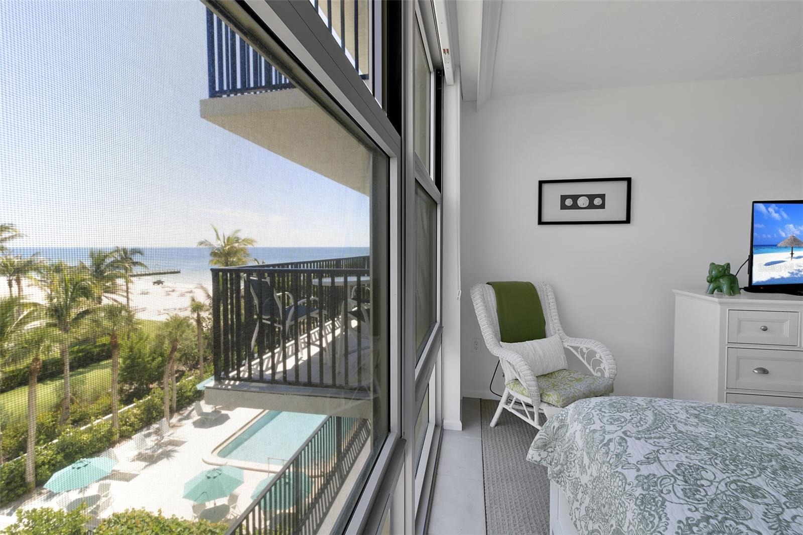 1701 GULF OF MEXICO DR #402