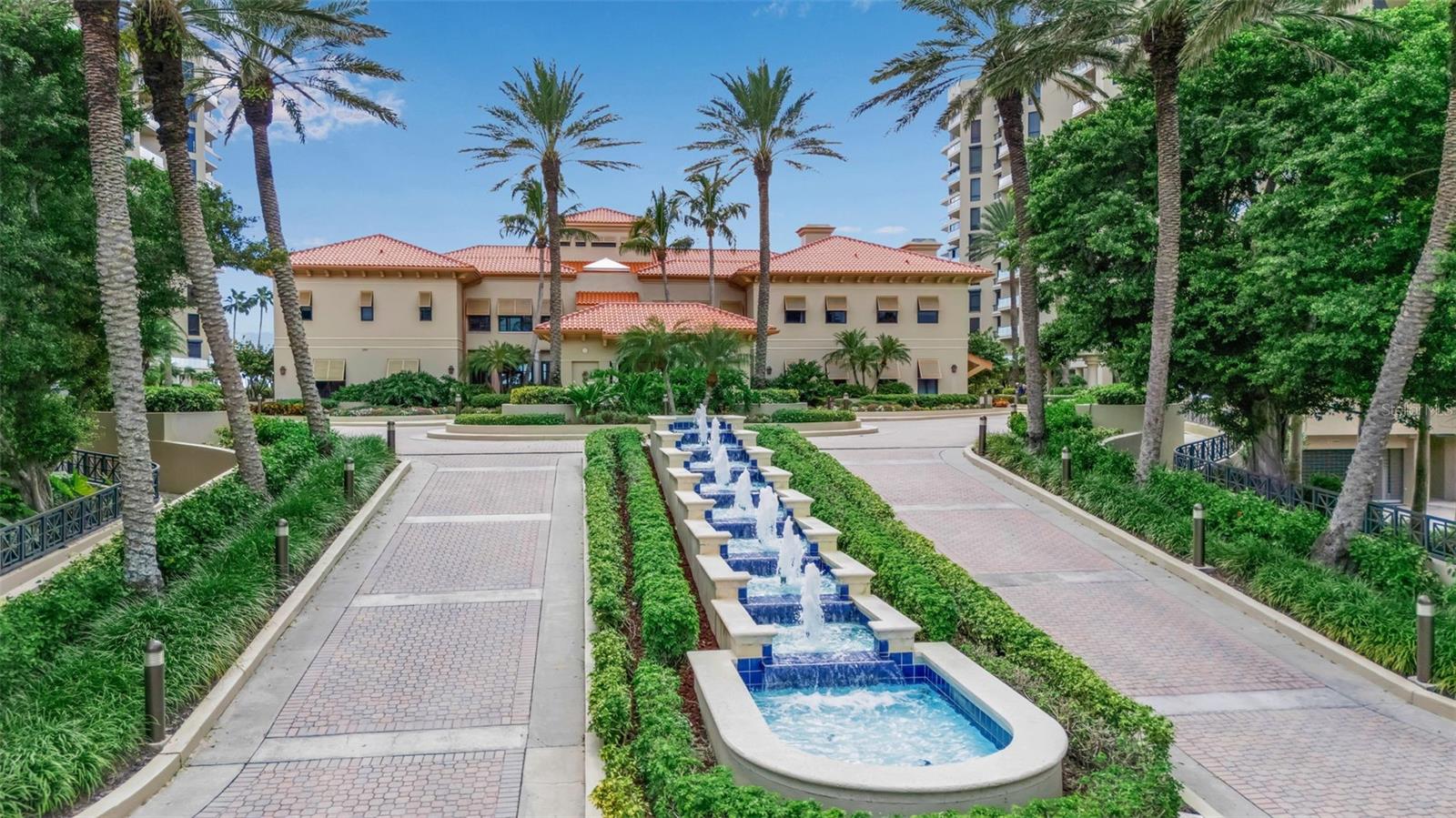 1241 GULF OF MEXICO DR #109