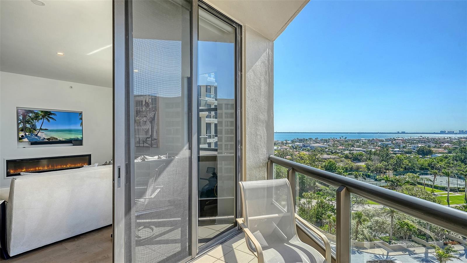 1241 GULF OF MEXICO DR #803