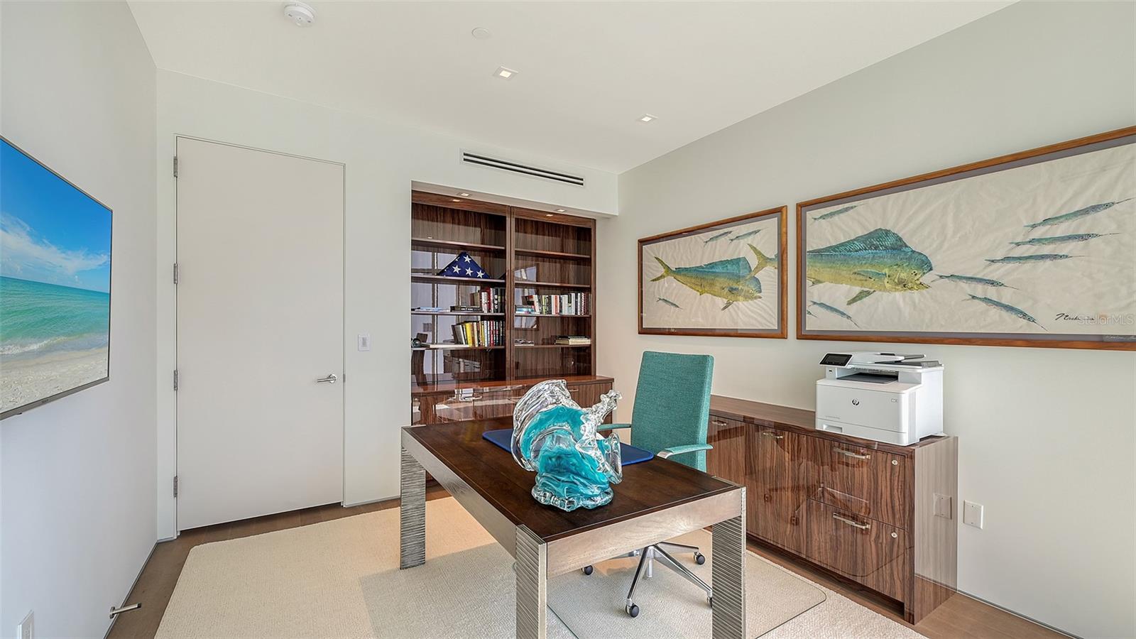 280 GOLDEN GATE PT #600