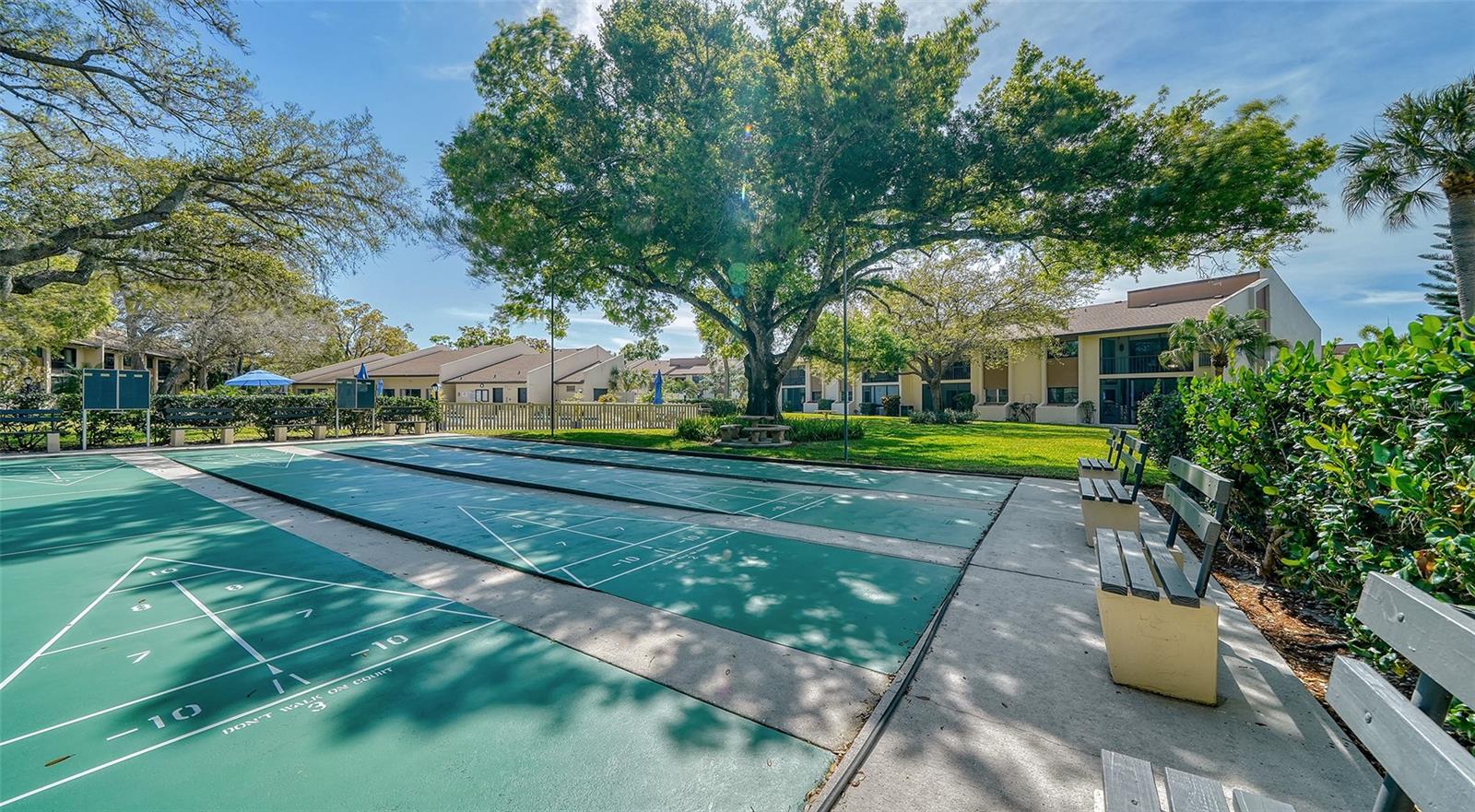2640 CLUBHOUSE DR #203