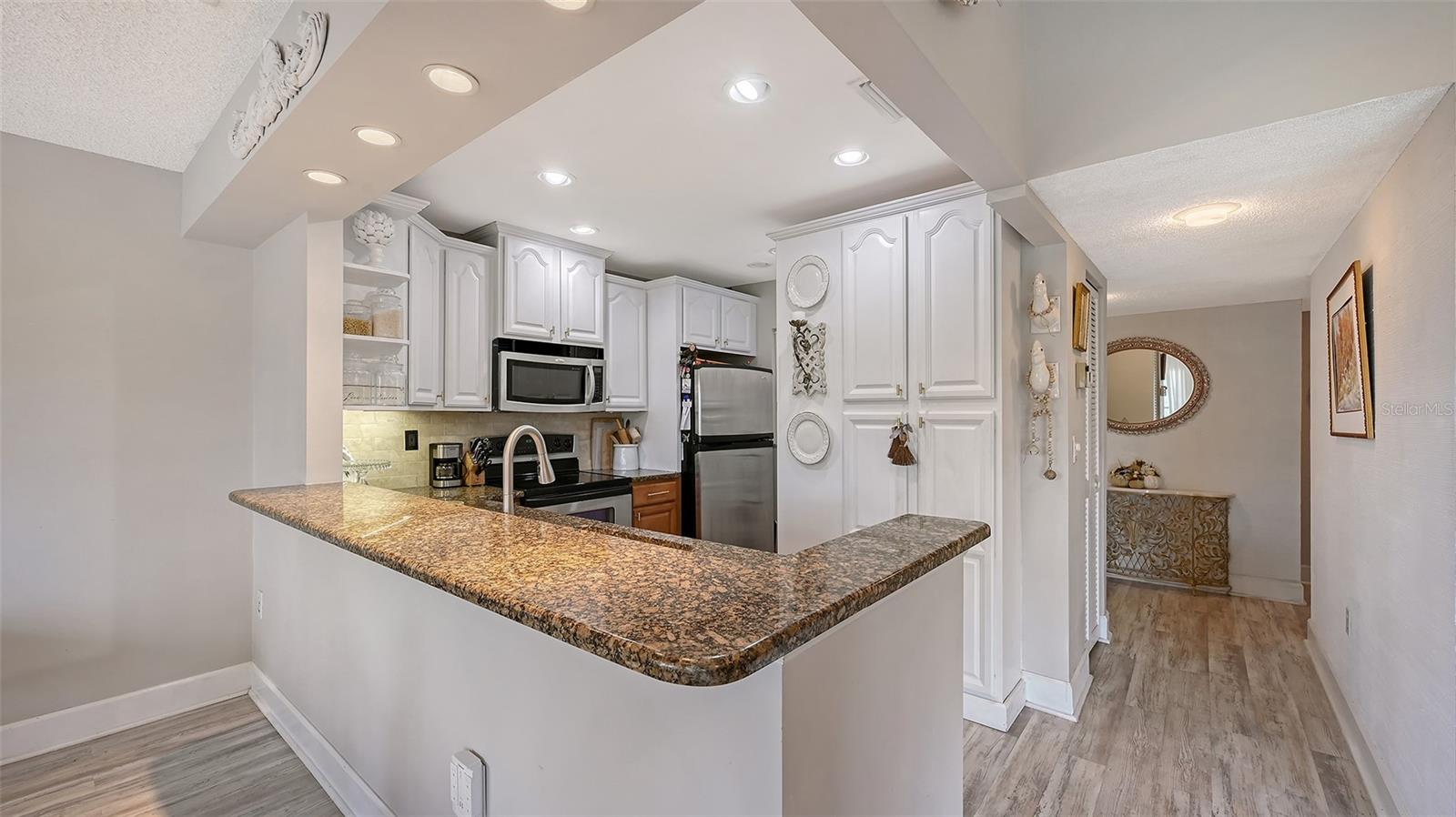 2640 CLUBHOUSE DR #203