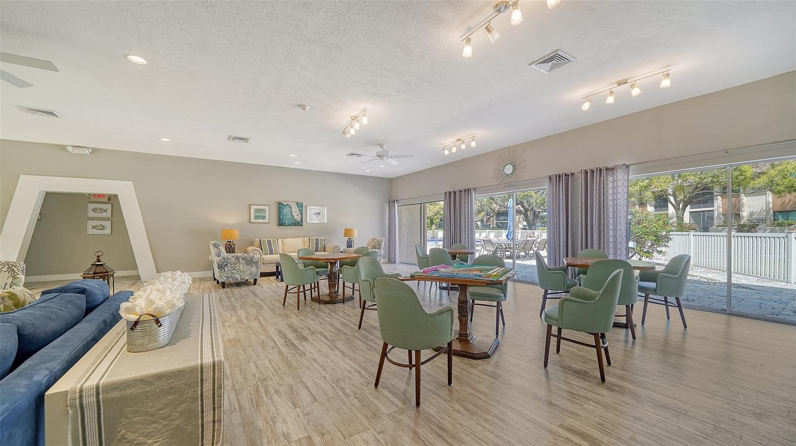 2640 CLUBHOUSE DR #203