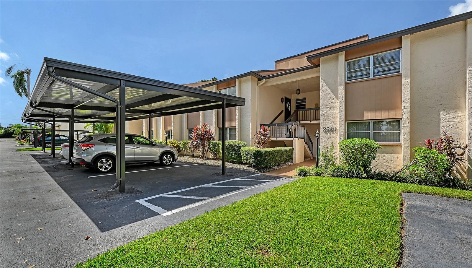 2640 CLUBHOUSE DR #203