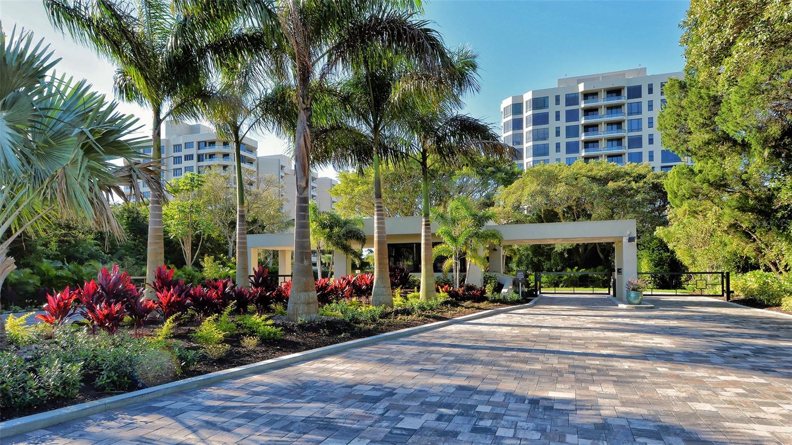 1211 GULF OF MEXICO DR #301