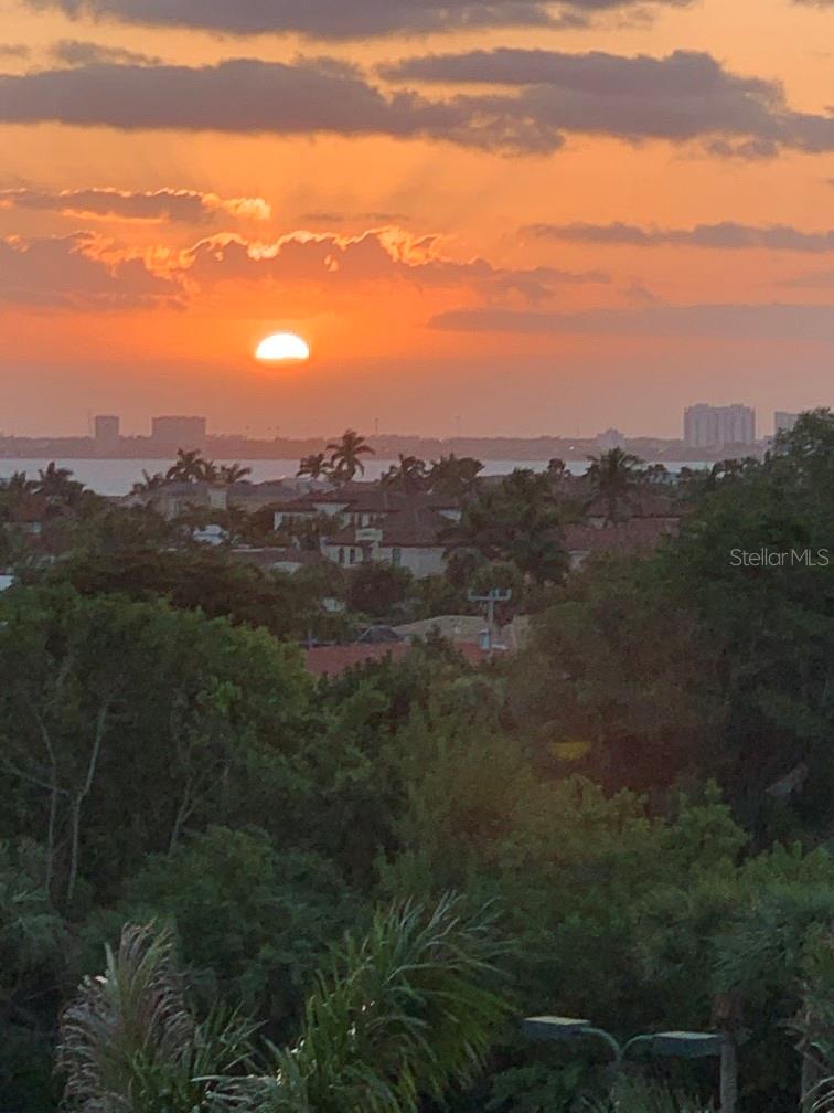 1211 GULF OF MEXICO DR #301