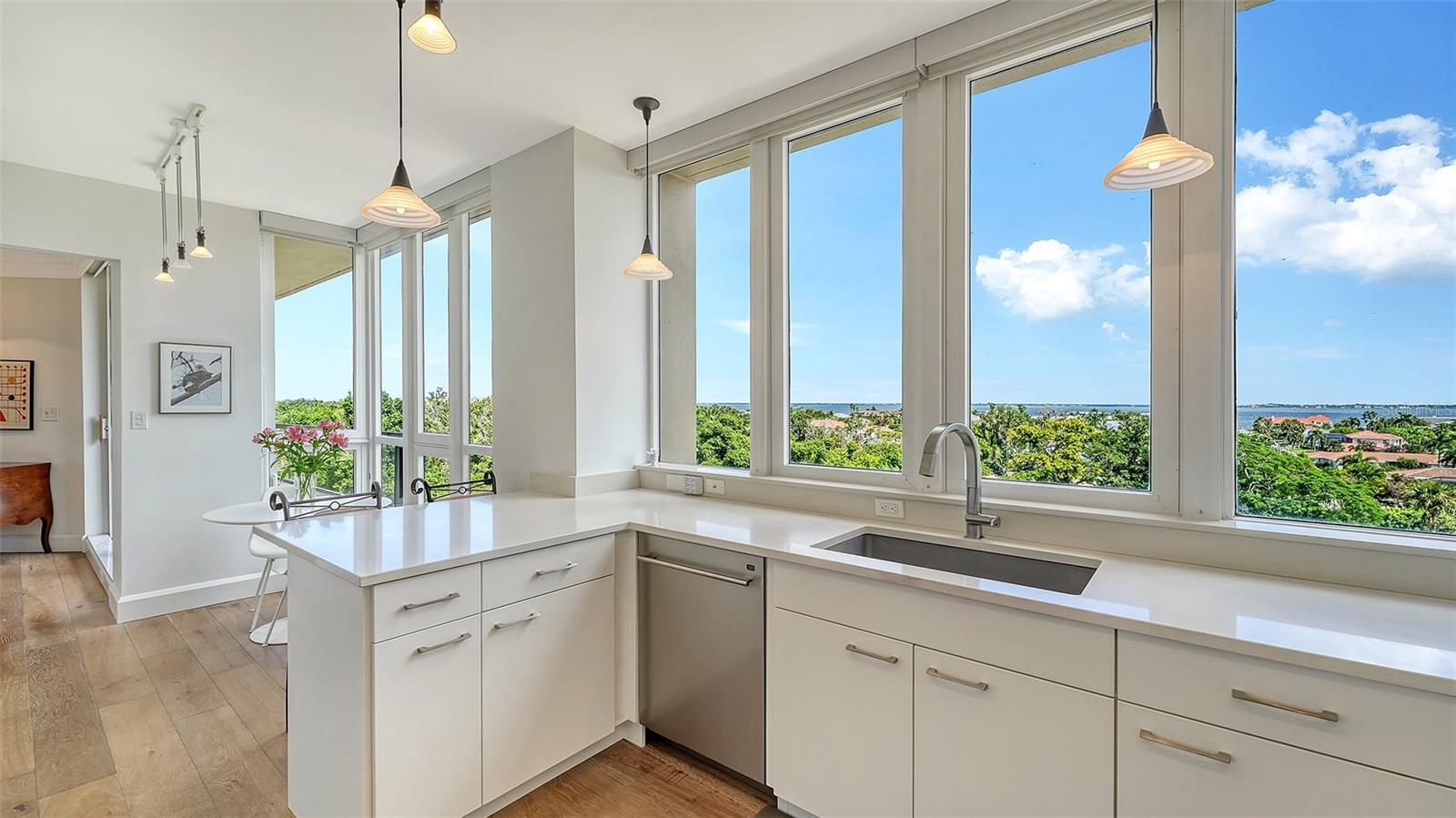 1211 GULF OF MEXICO DR #301