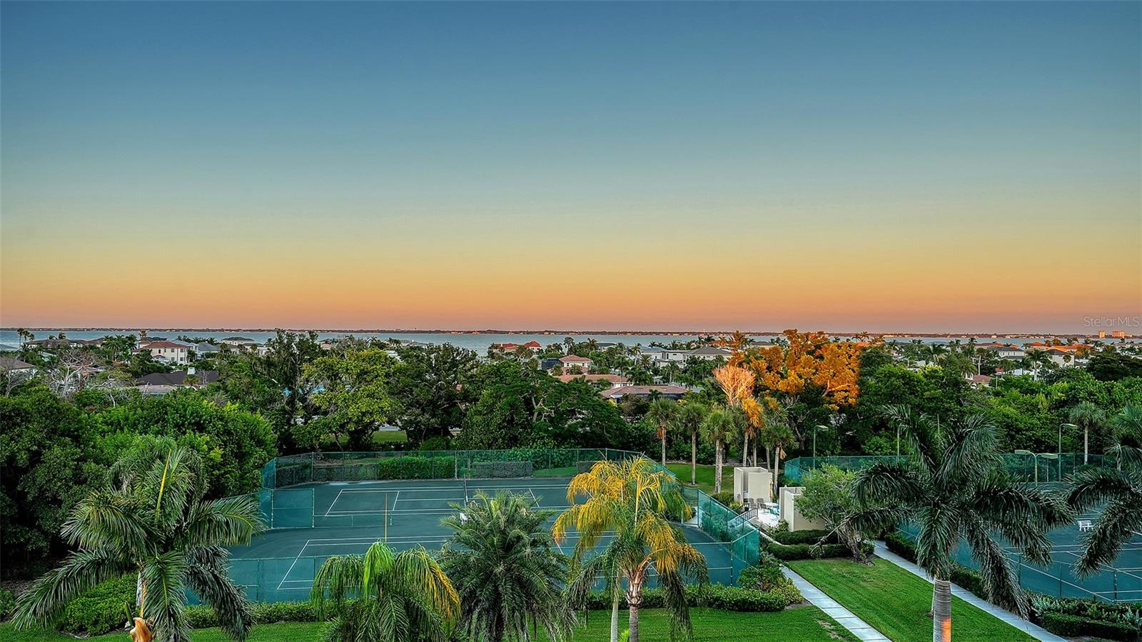 1211 GULF OF MEXICO DR #301