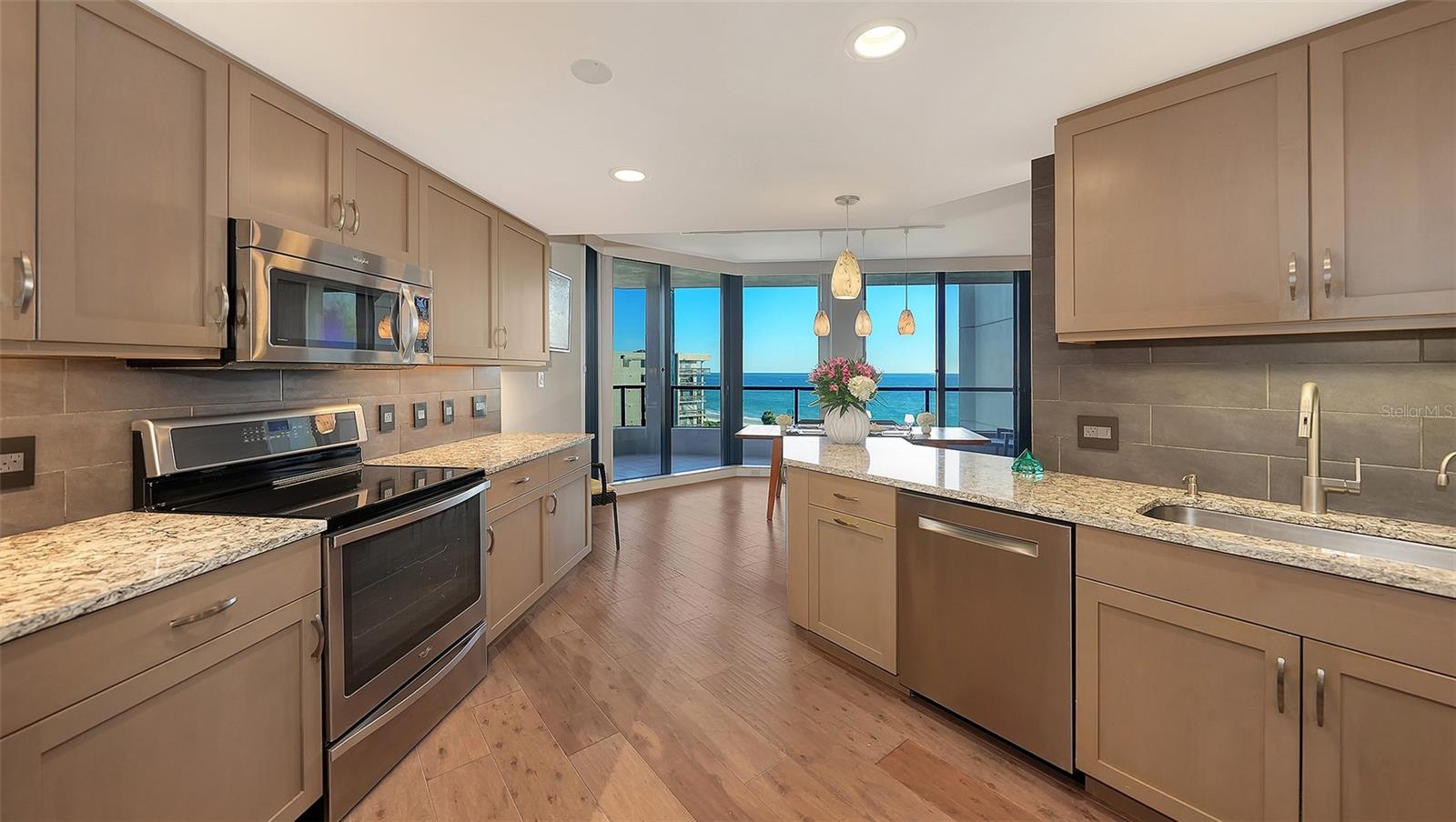 1211 GULF OF MEXICO DR #408