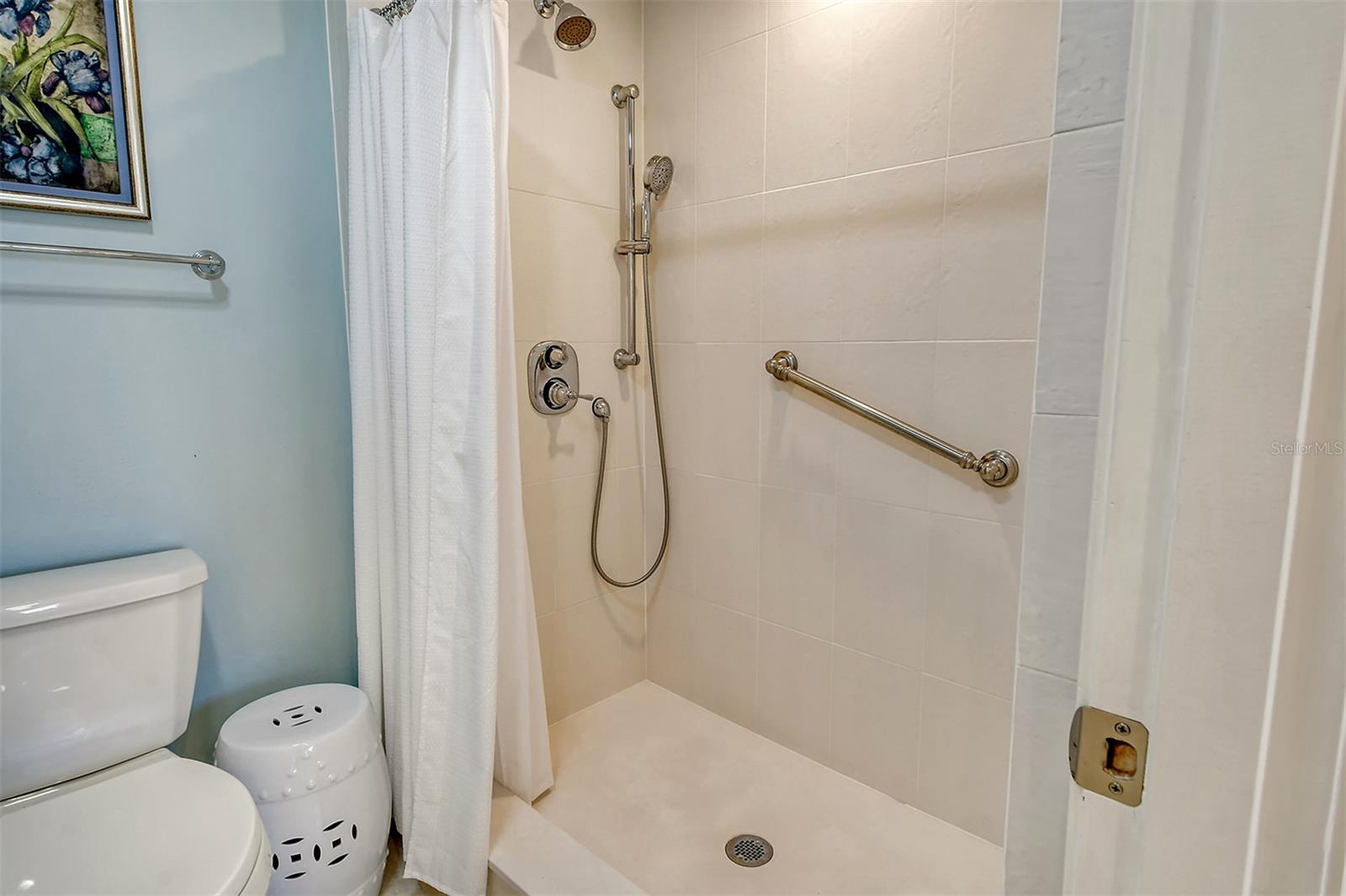 1932 HARBOURSIDE DR #217