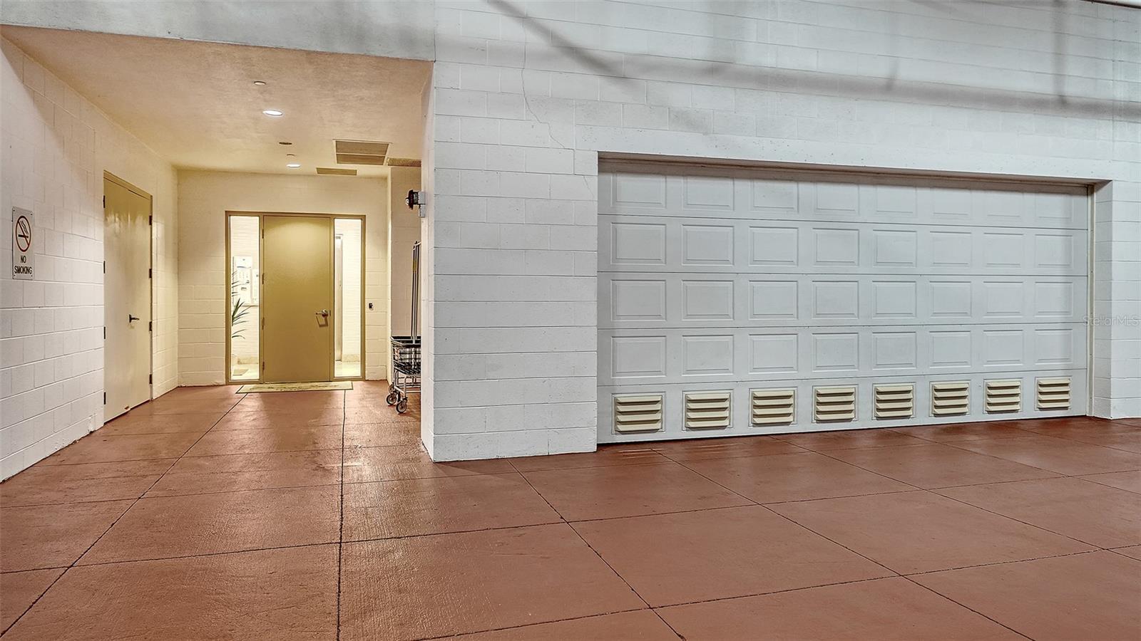 2052 BENJAMIN FRANKLIN DR #D702