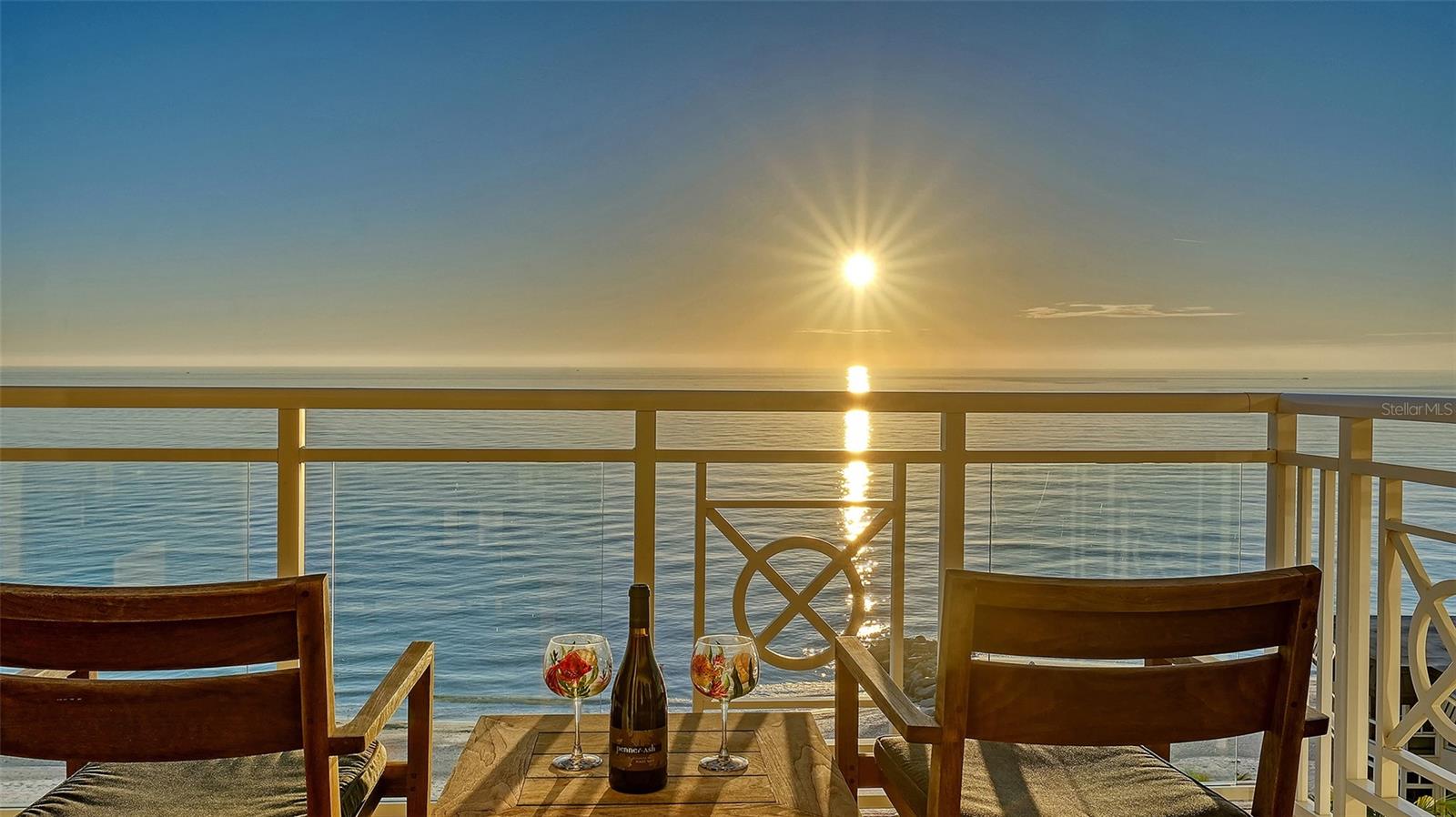 2052 BENJAMIN FRANKLIN DR #D702