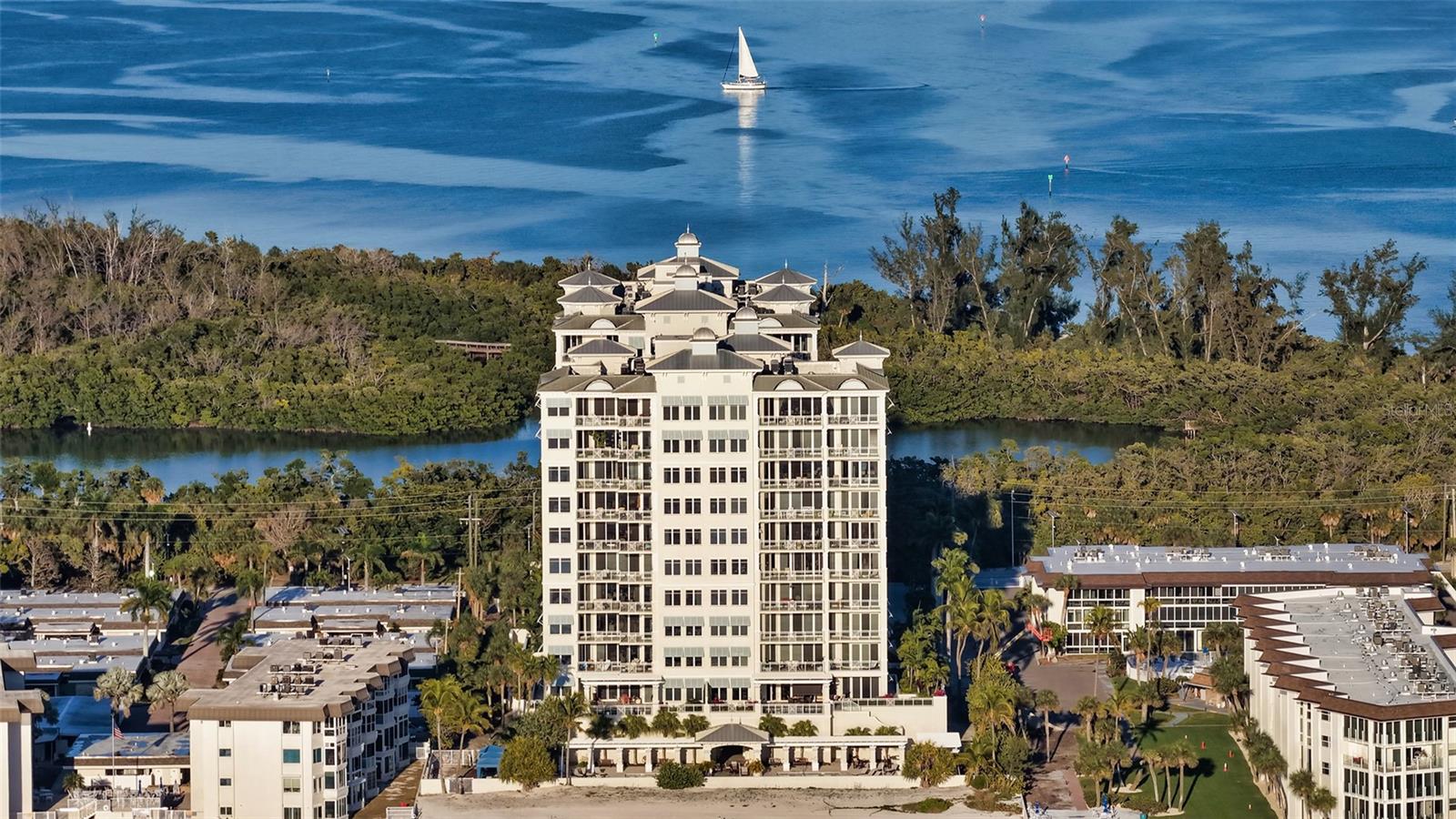 2052 BENJAMIN FRANKLIN DR #D702