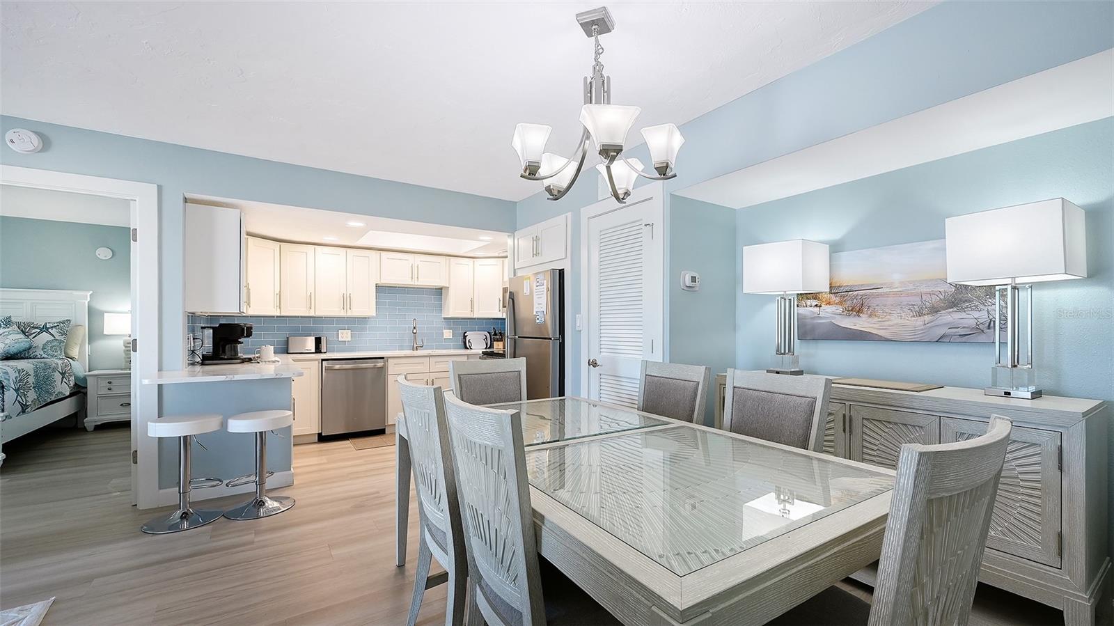 6310 MIDNIGHT PASS RD #101N