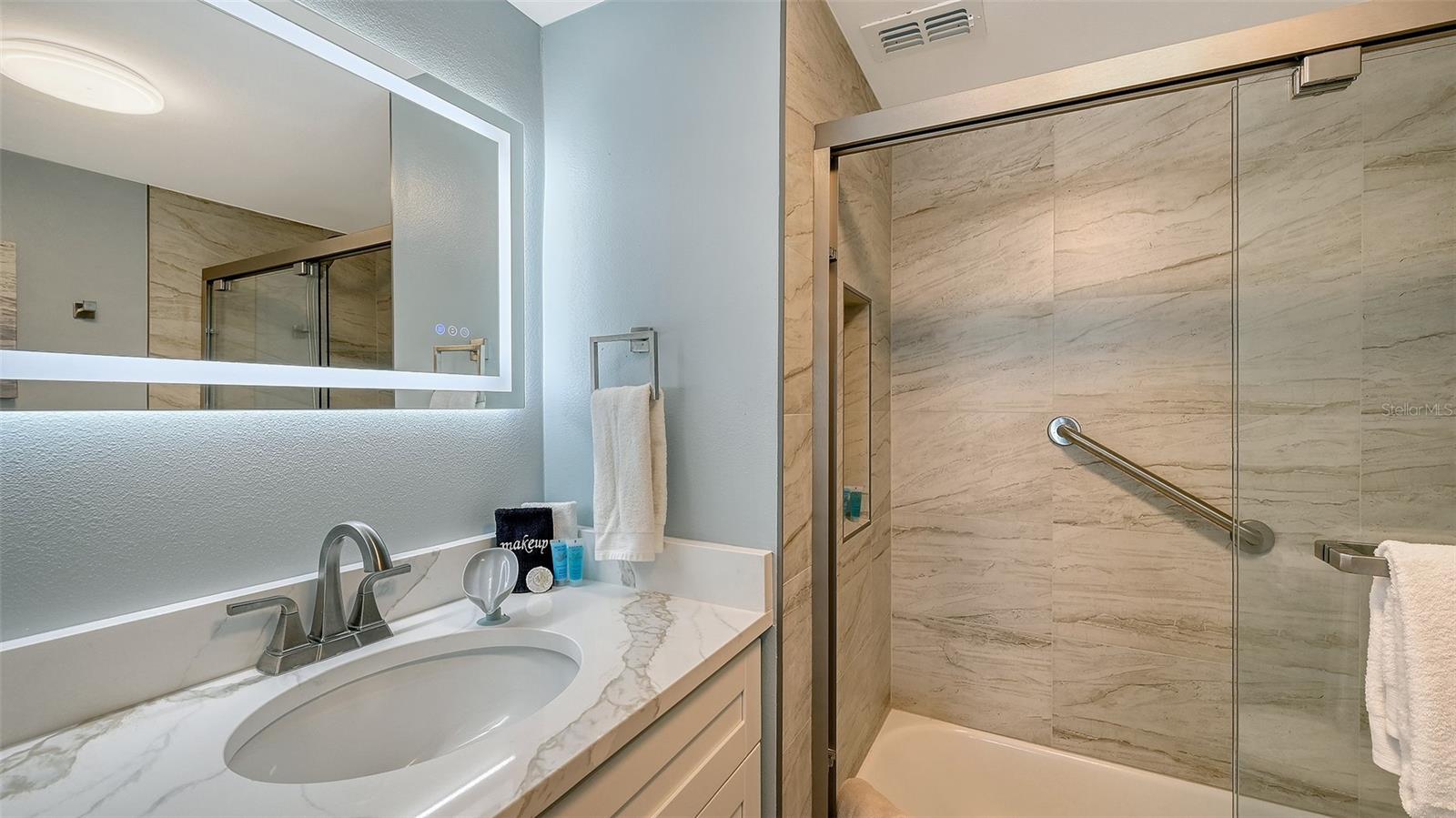 6310 MIDNIGHT PASS RD #101N