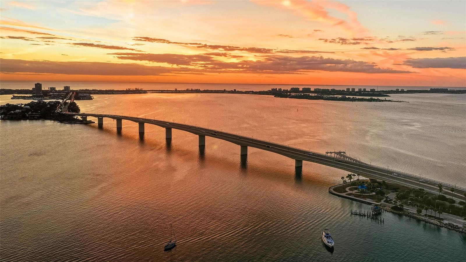 35 WATERGATE DR #1005