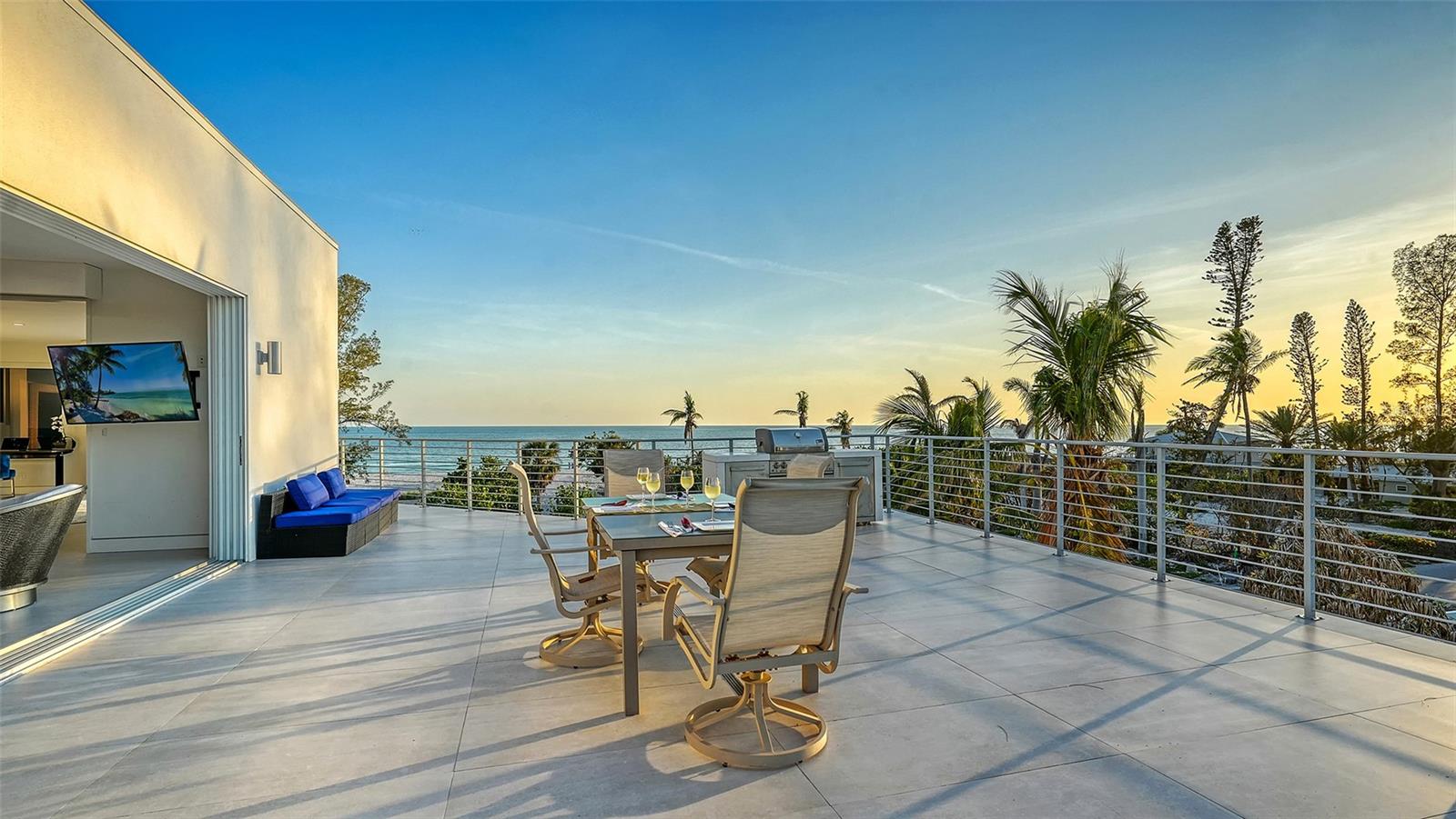 6381 GULF OF MEXICO DR