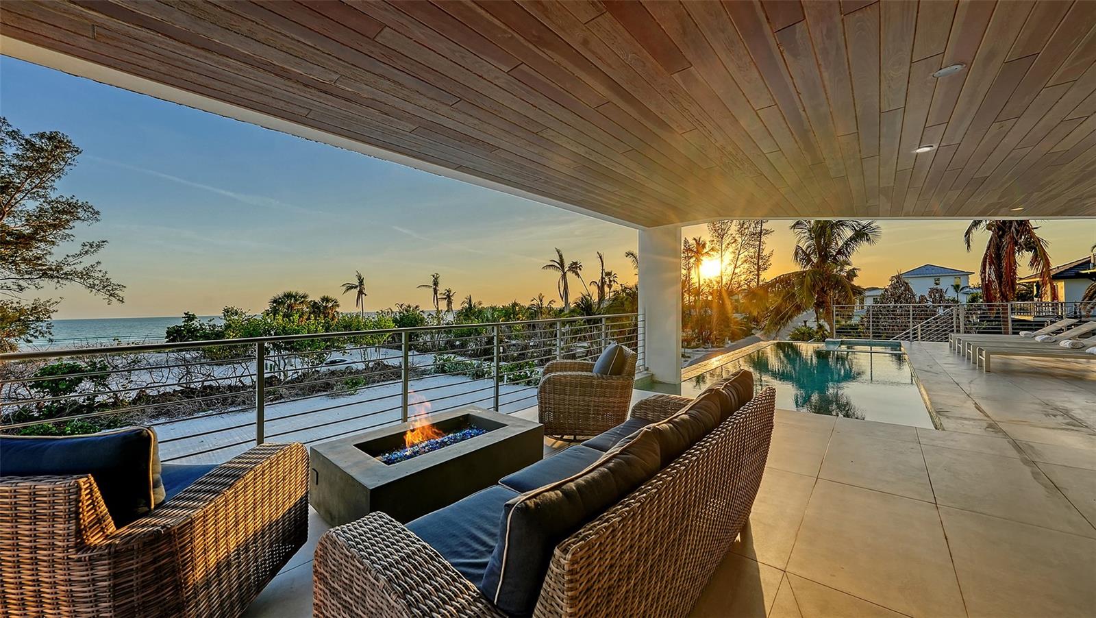 6381 GULF OF MEXICO DR