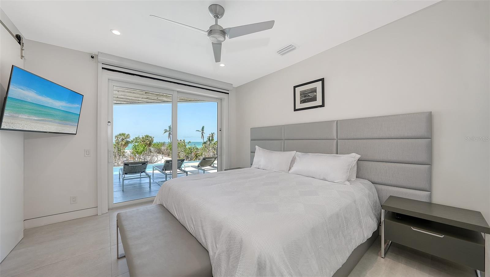 6381 GULF OF MEXICO DR