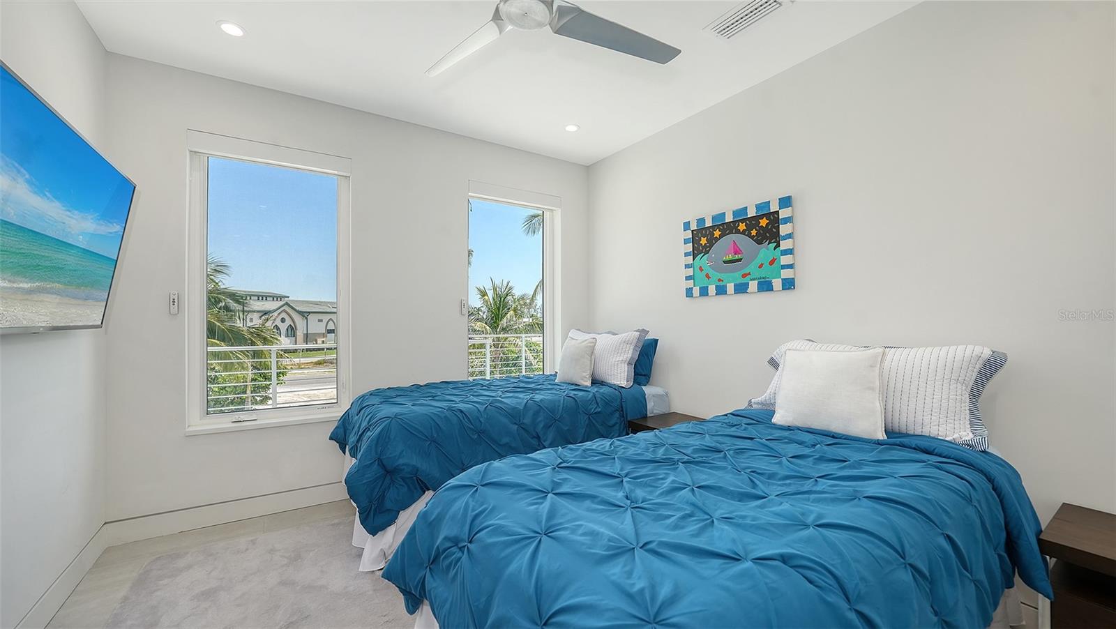 6381 GULF OF MEXICO DR