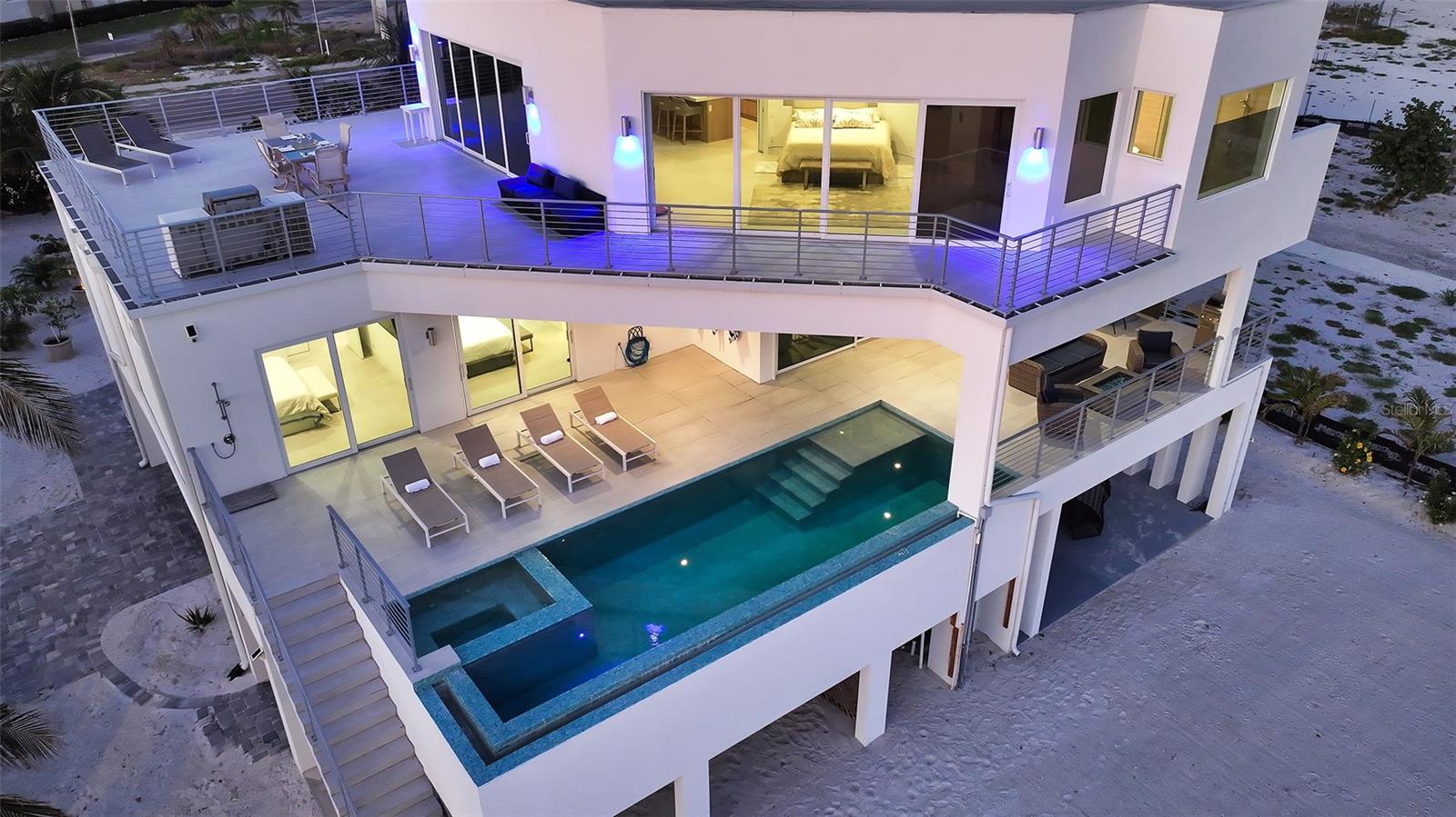 6381 GULF OF MEXICO DR