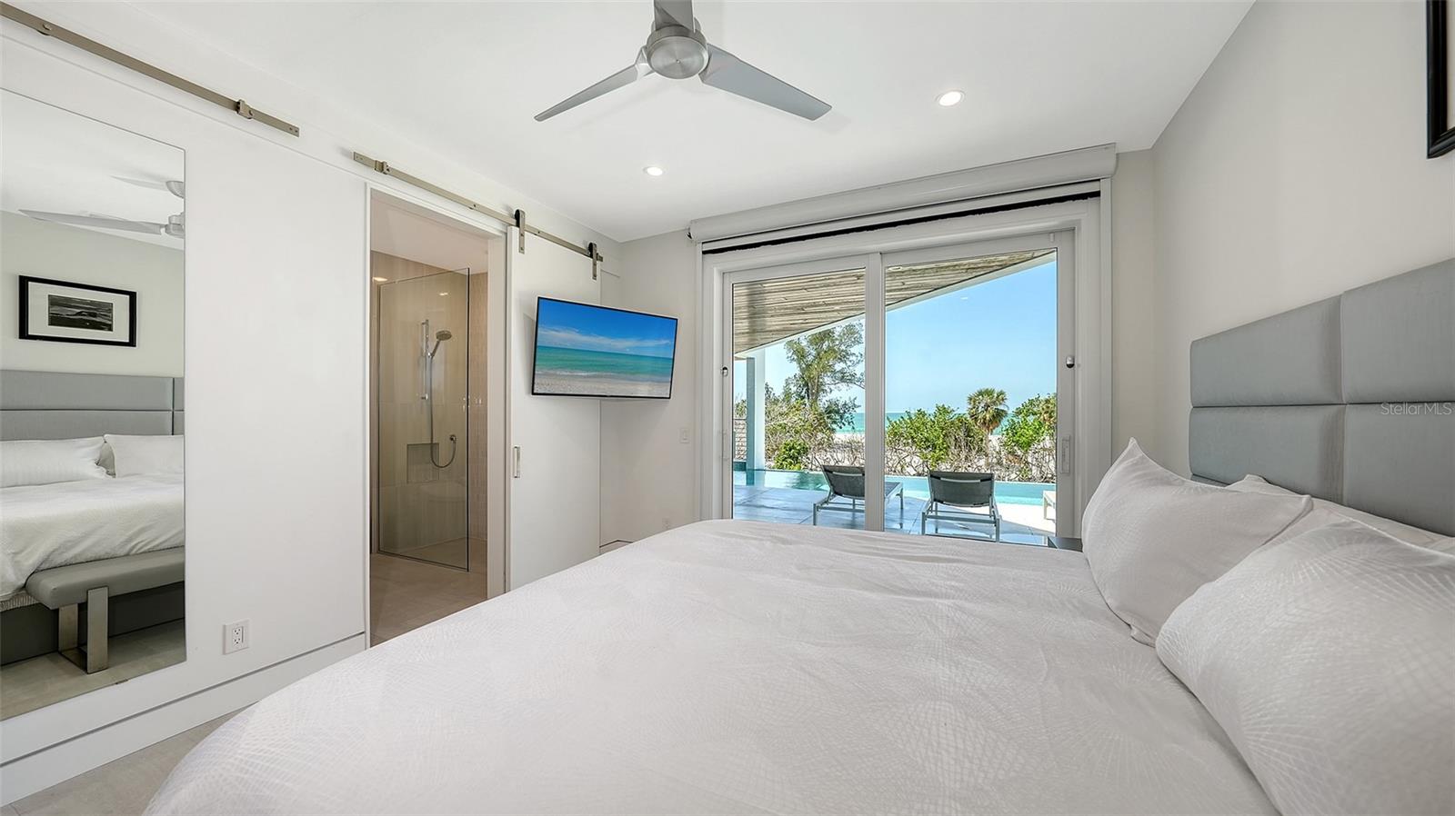 6381 GULF OF MEXICO DR