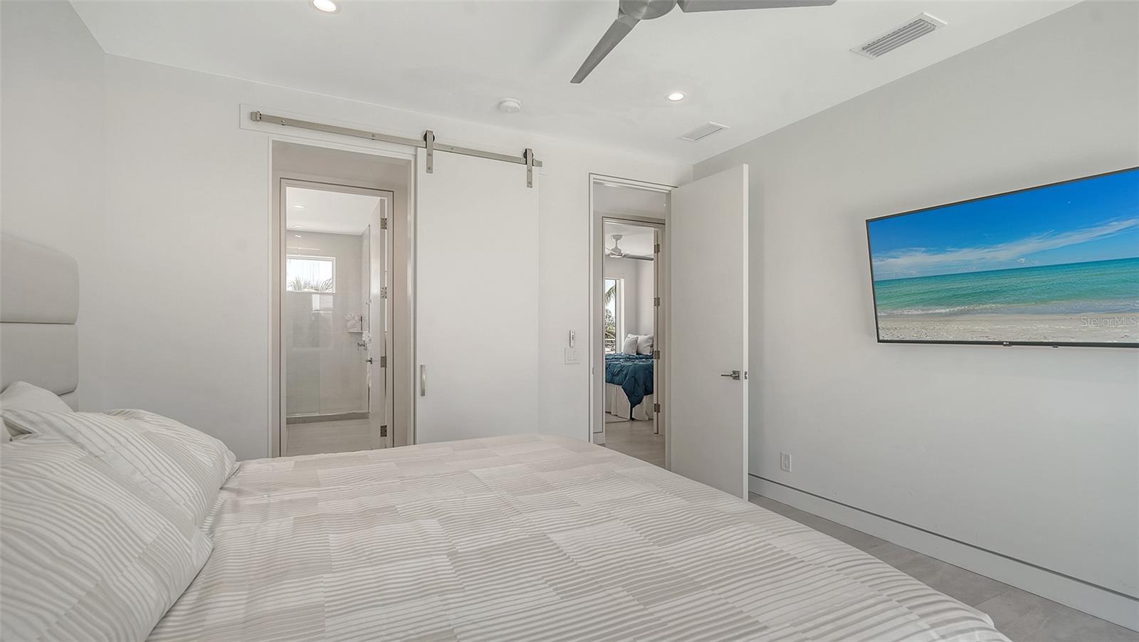 6381 GULF OF MEXICO DR