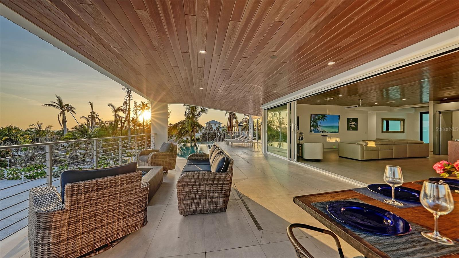 6381 GULF OF MEXICO DR