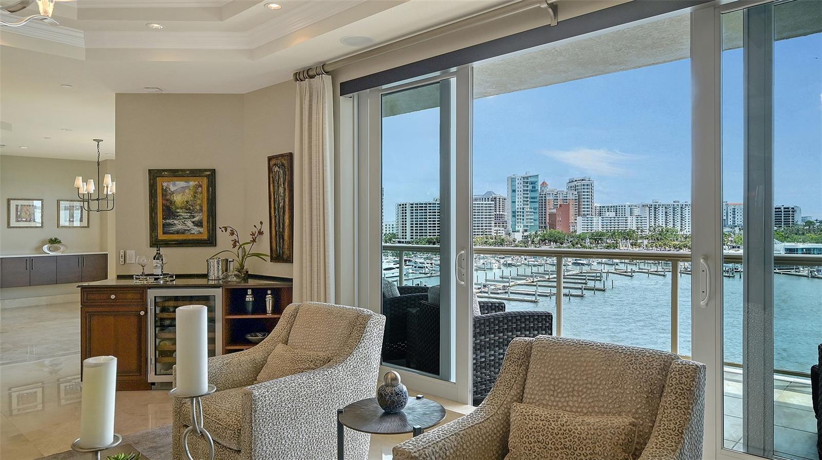 464 GOLDEN GATE PT #702