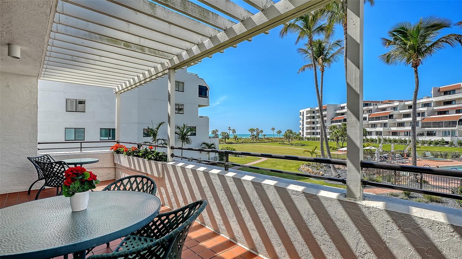 1445 GULF OF MEXICO DR #101