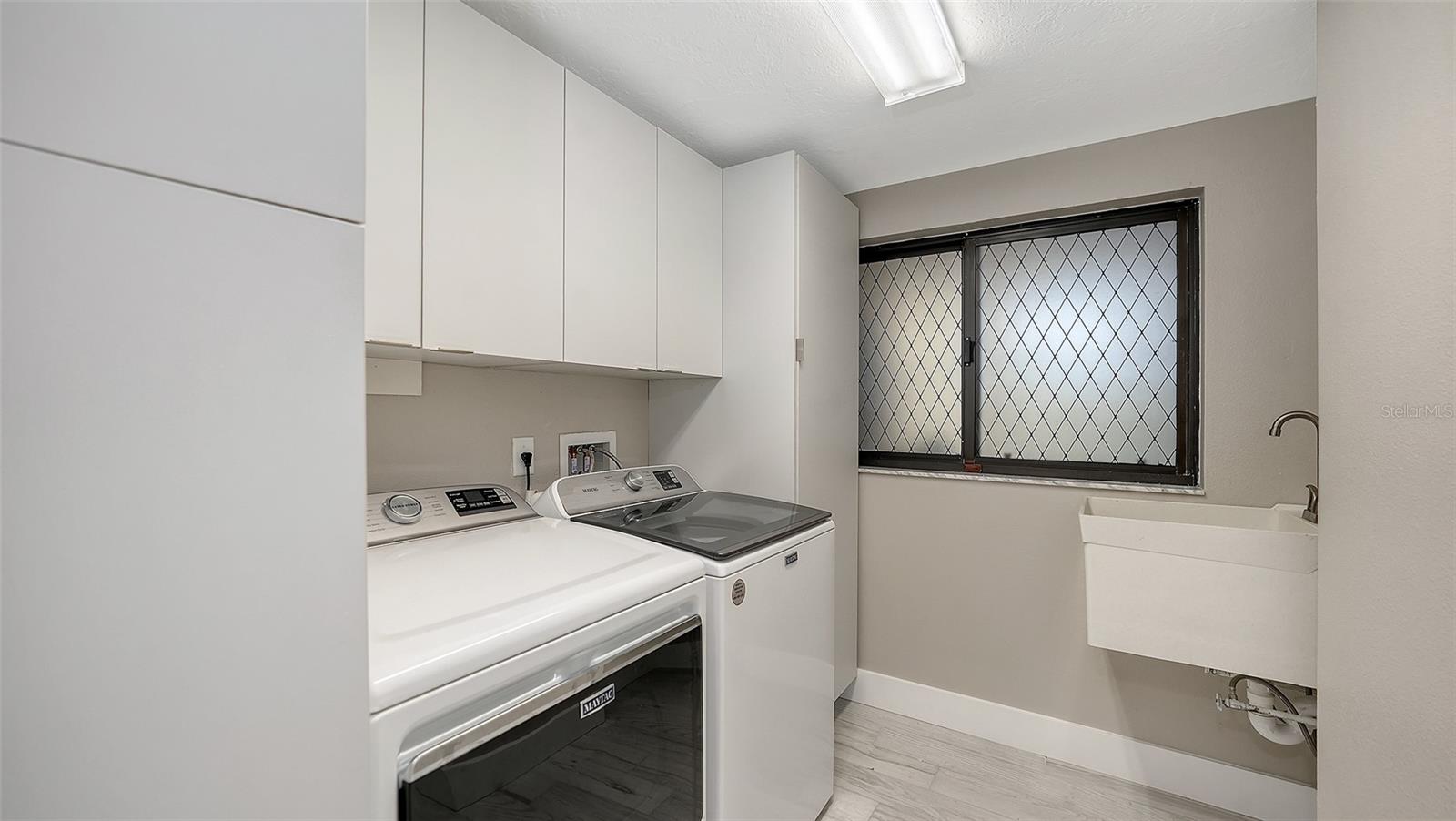 2120 HARBOURSIDE DR #623