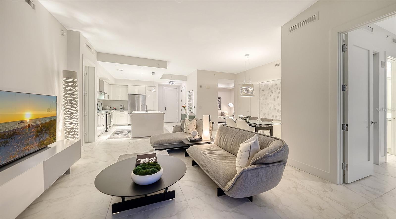 111 S PINEAPPLE AVE #1013