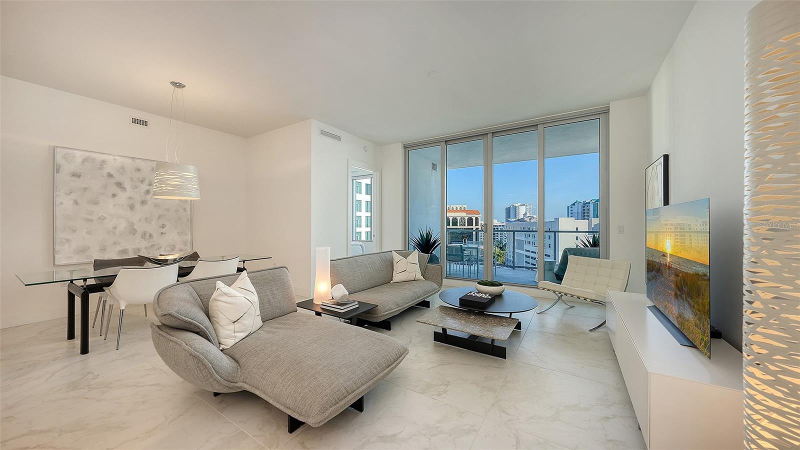 111 S PINEAPPLE AVE #1013