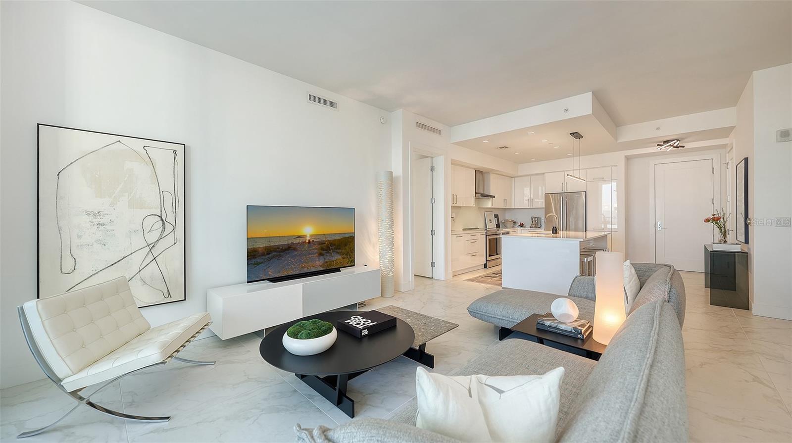 111 S PINEAPPLE AVE #1013