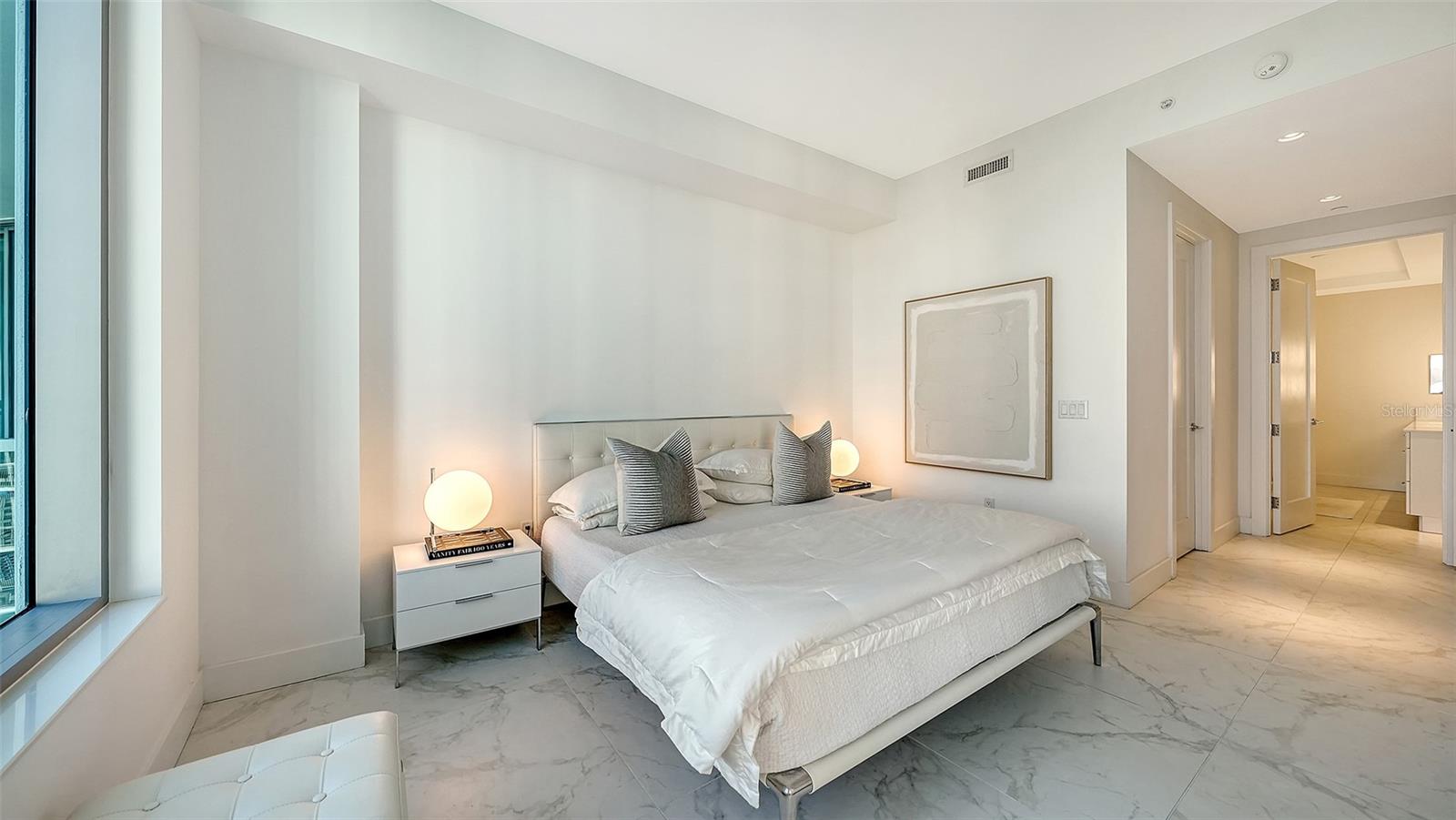 111 S PINEAPPLE AVE #1013