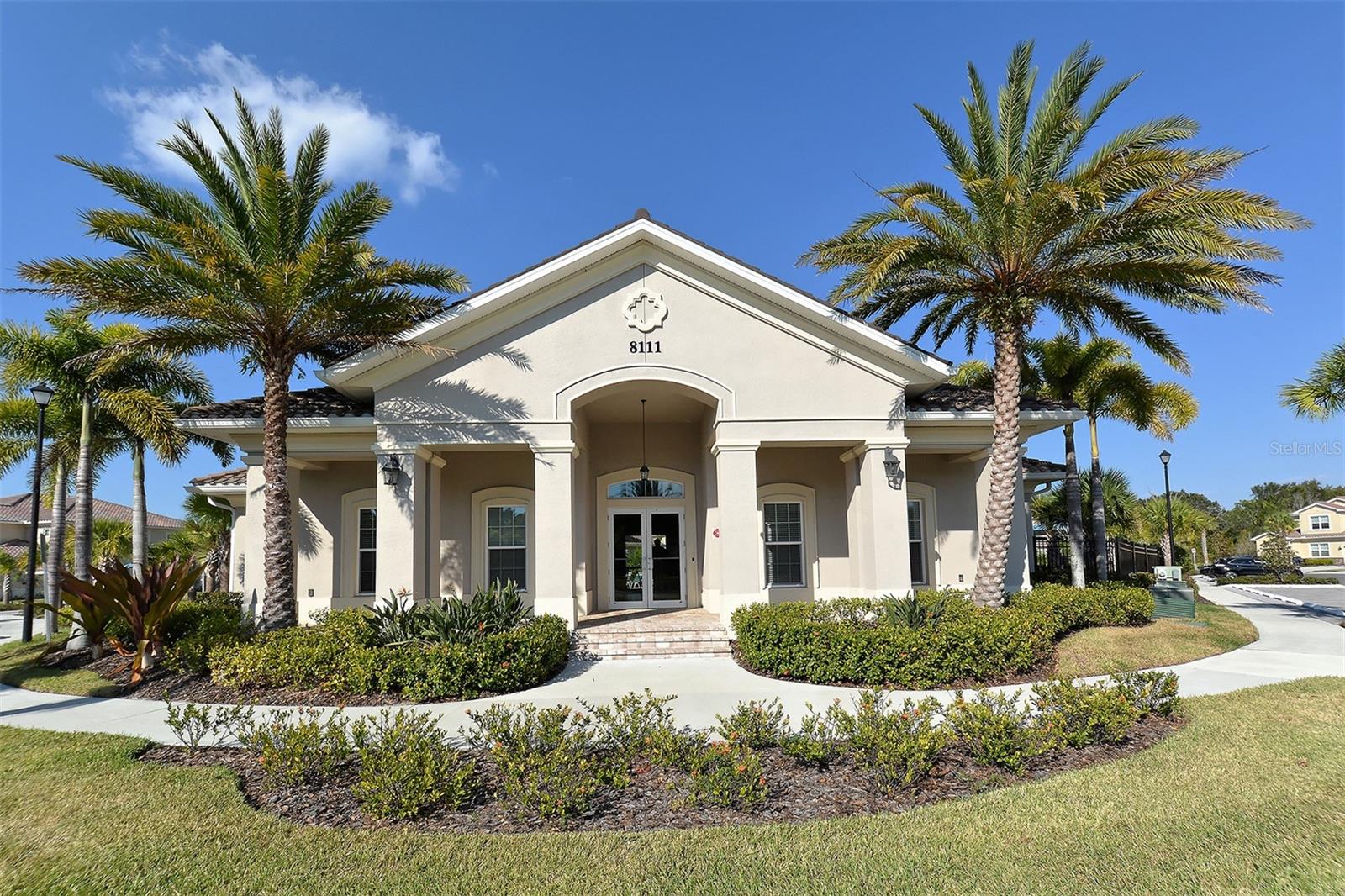 2858 ORIOLE DR