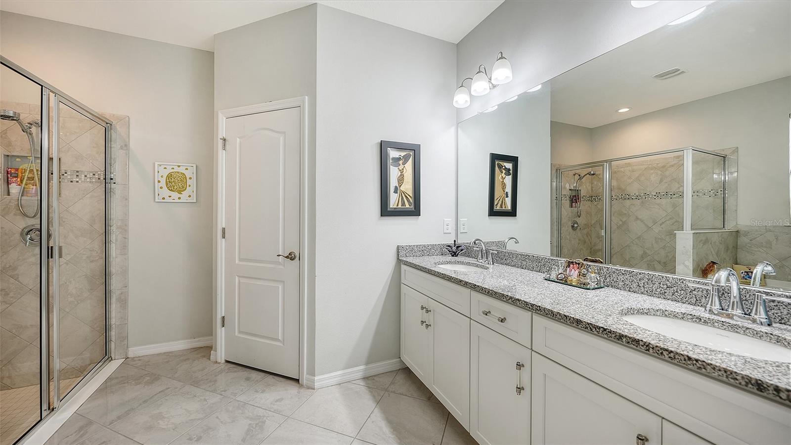 2858 ORIOLE DR
