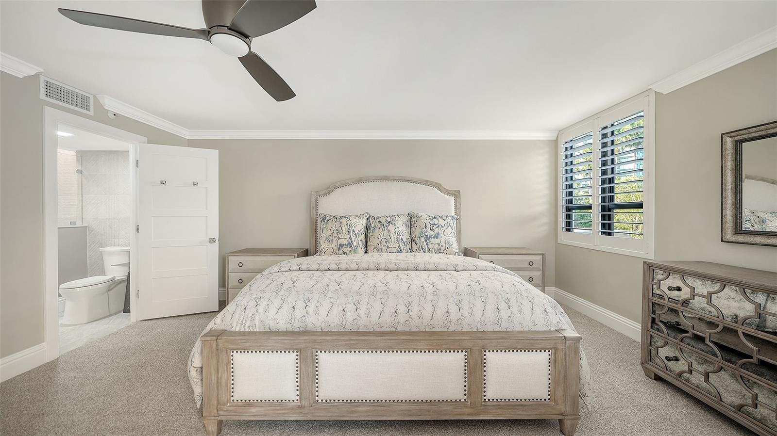 101 SUNSET DR #103