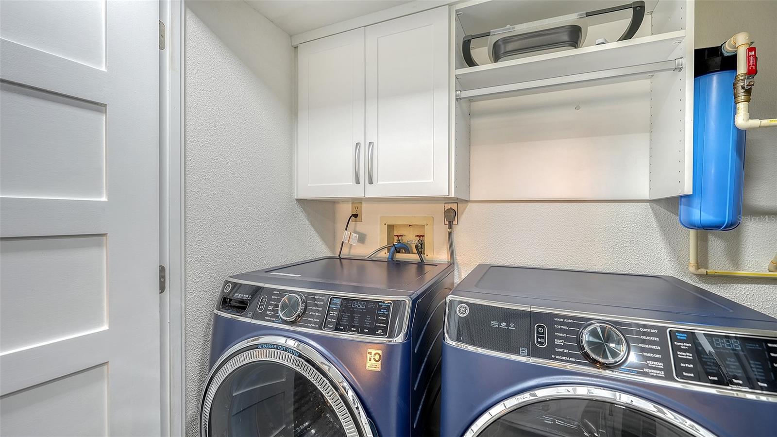 101 SUNSET DR #103
