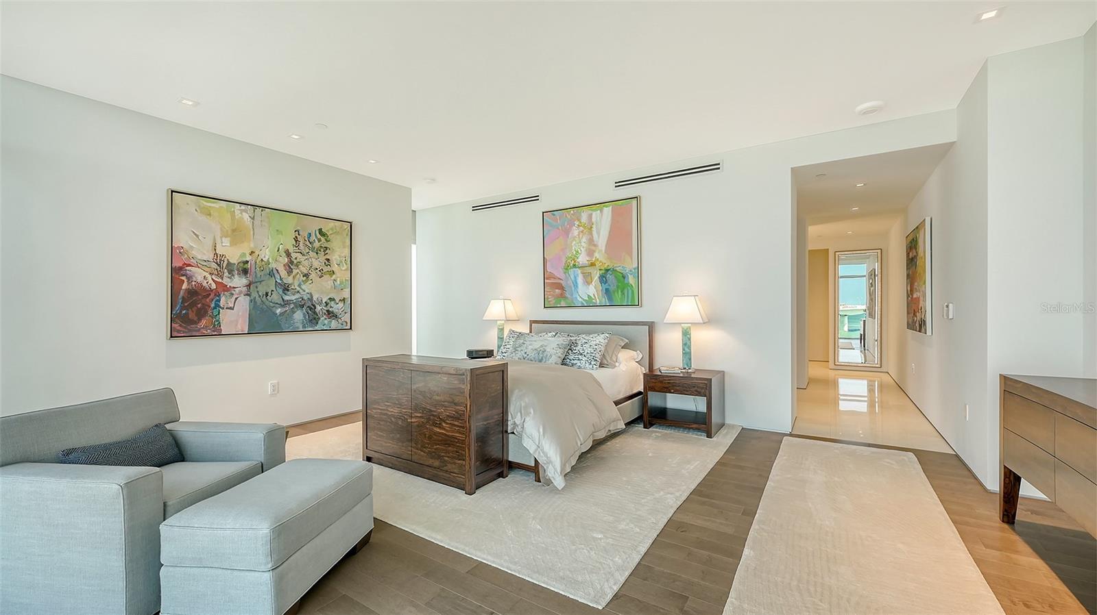 280 GOLDEN GATE PT #600