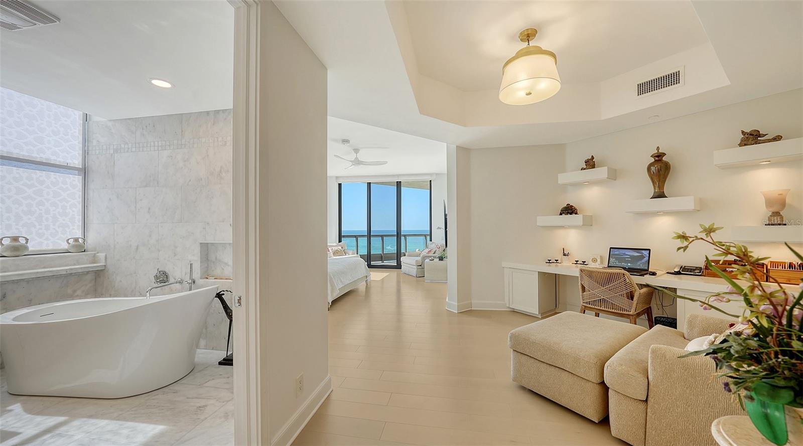 1241 GULF OF MEXICO DR #803