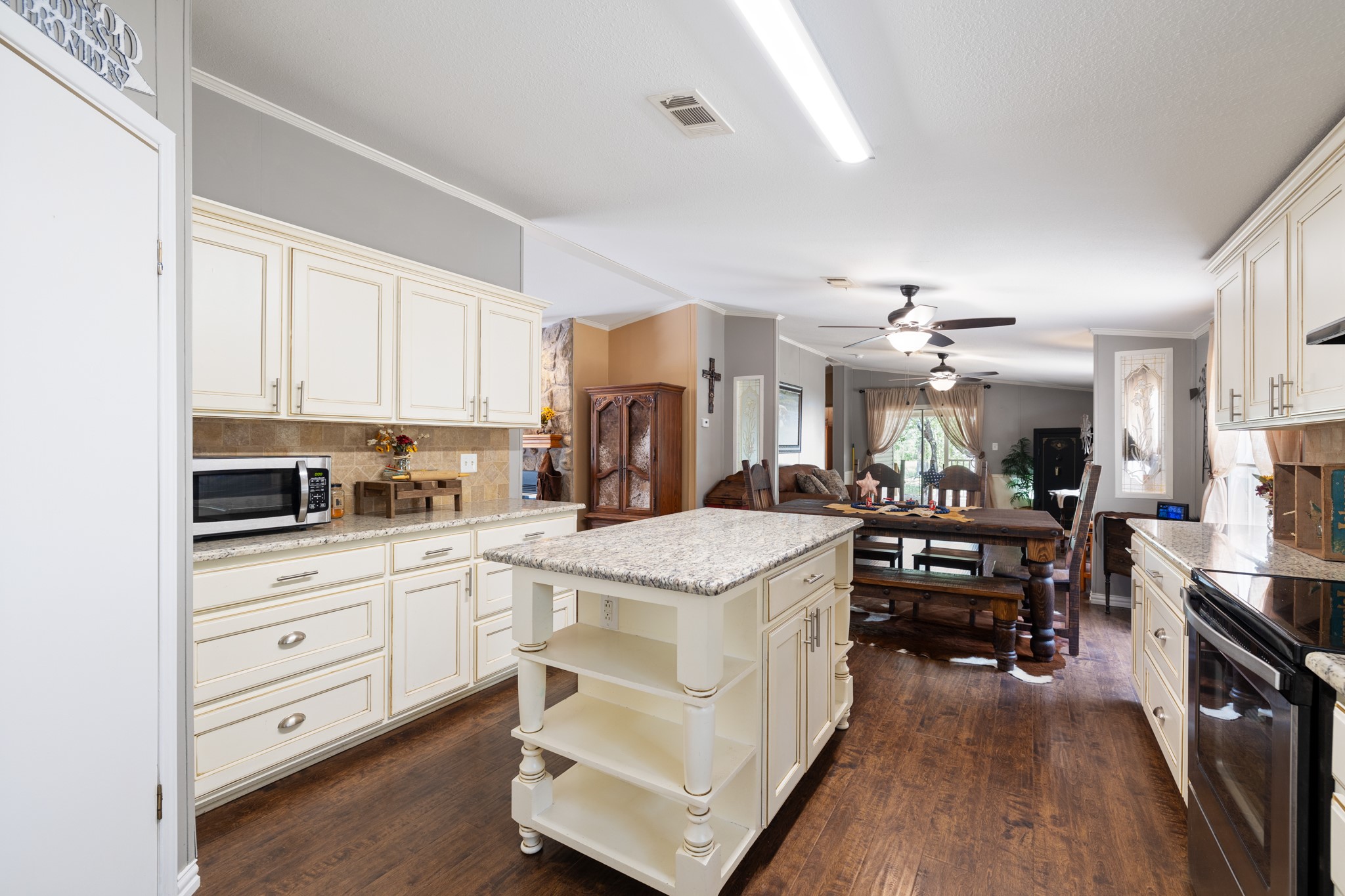 1635 County Road 4781