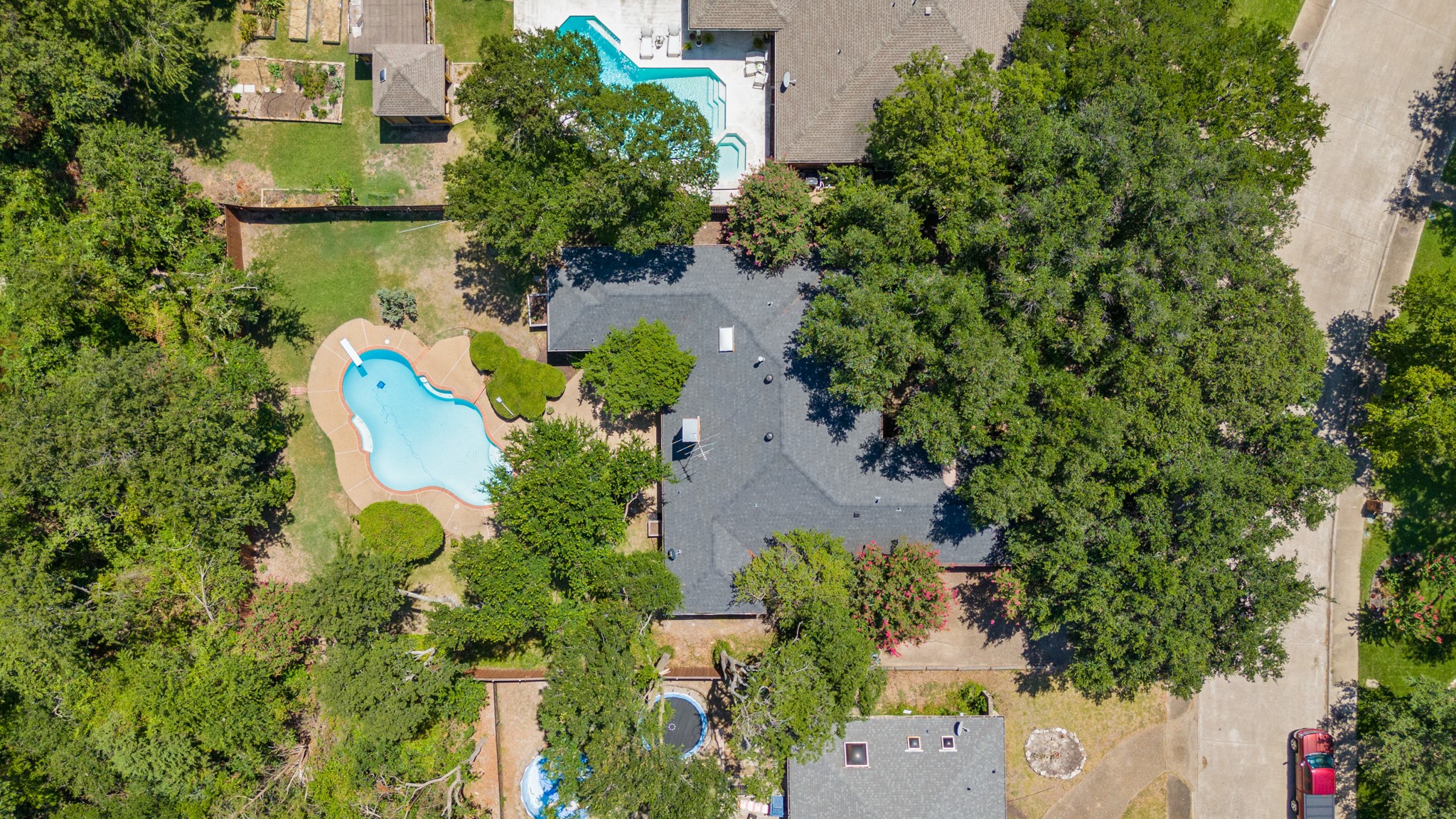 9923 Woodlake Drive