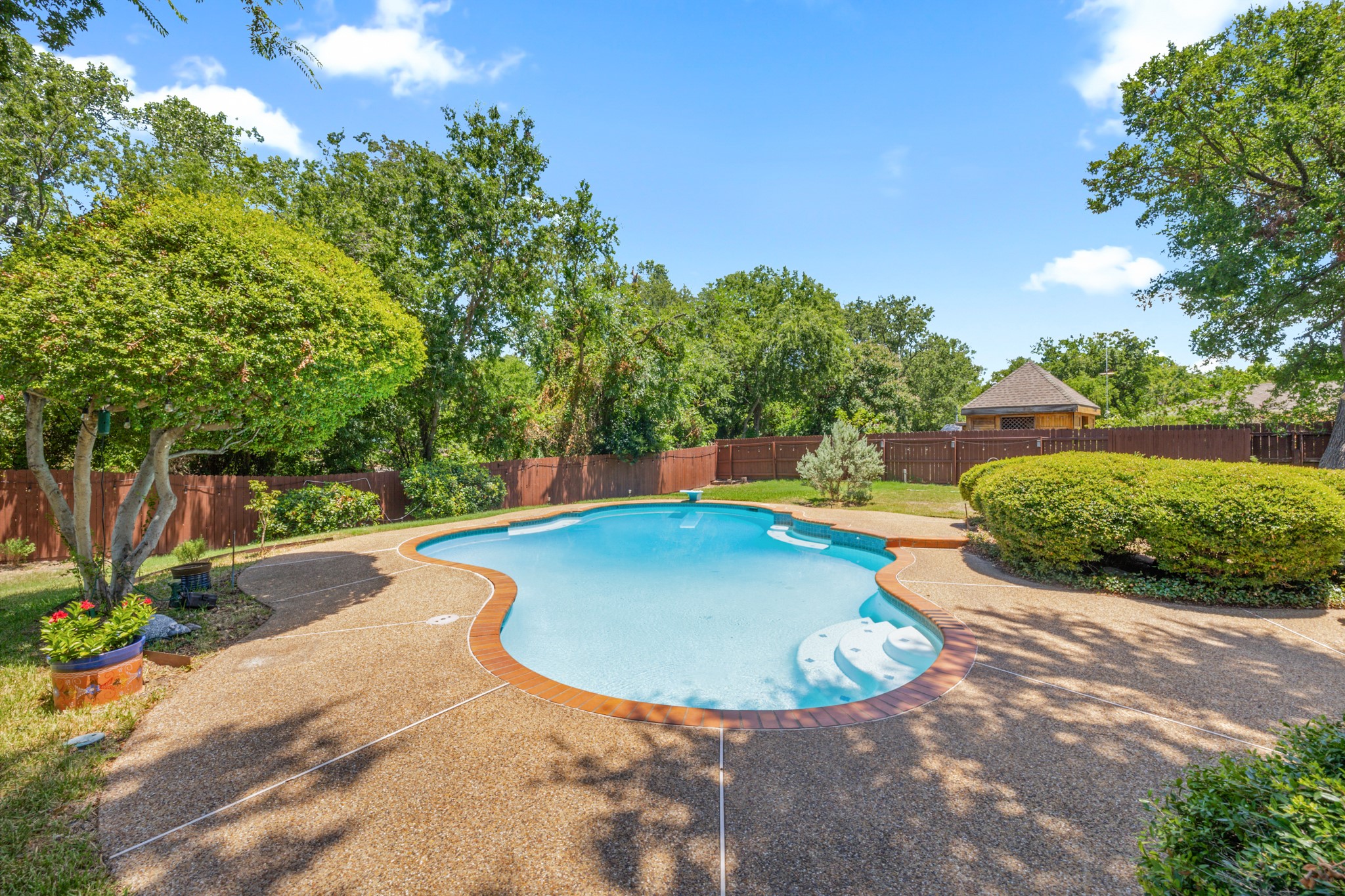 9923 Woodlake Drive