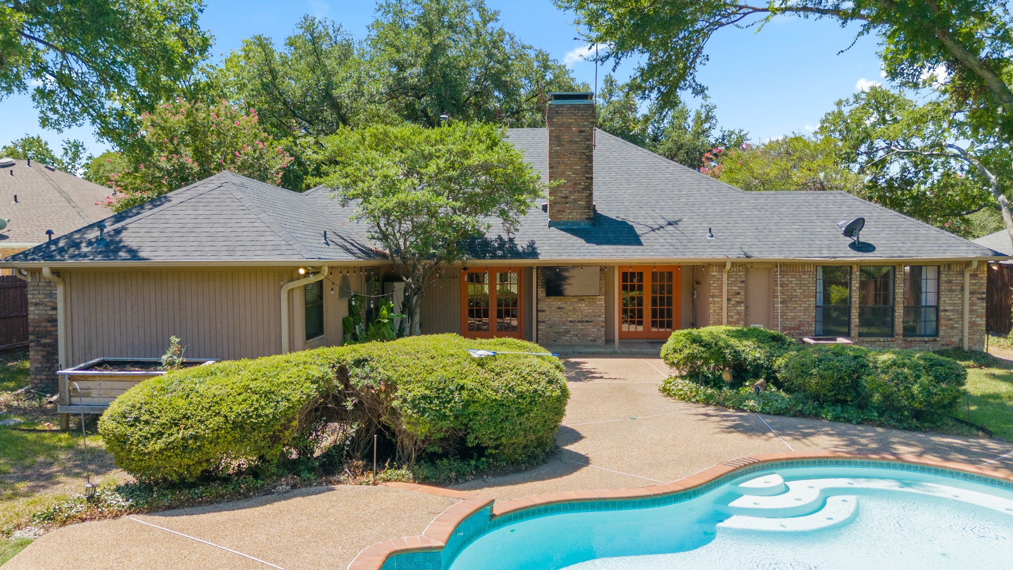 9923 Woodlake Drive