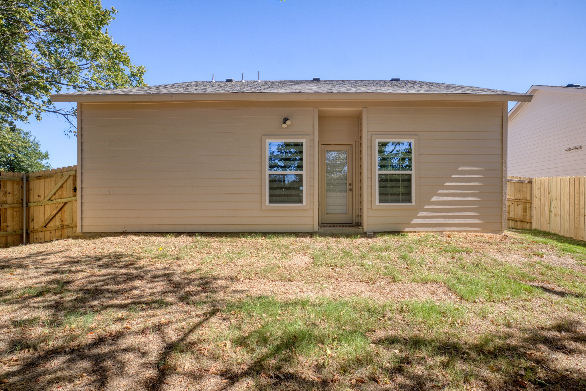 2812 Spring Hill Road