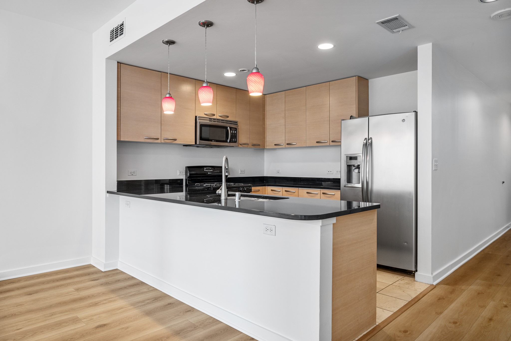 1200 Main Street 901