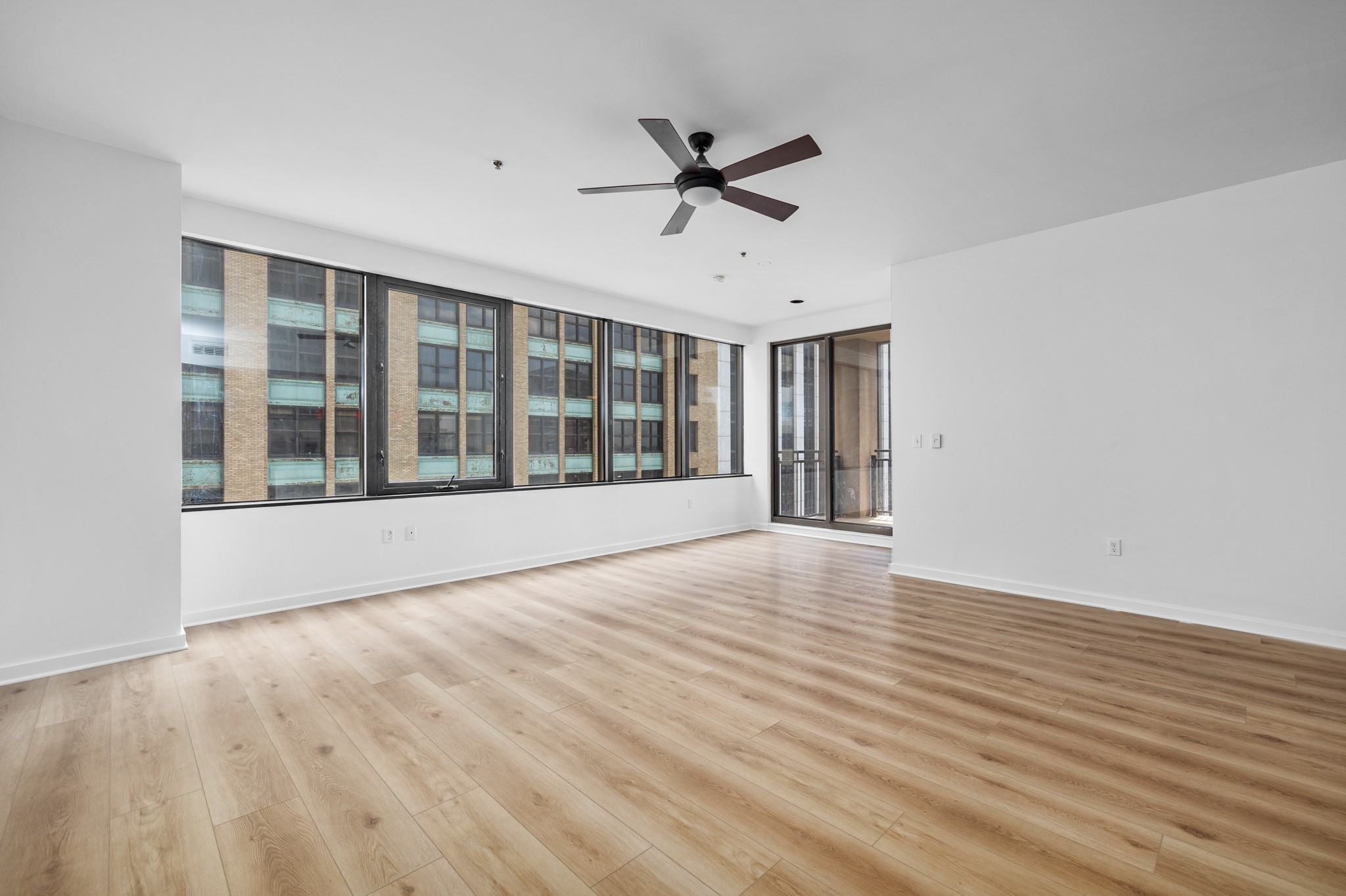 1200 Main Street 901