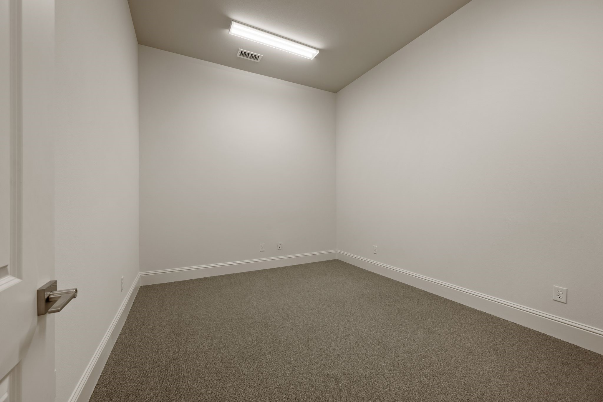 630 Stoneglen Drive B